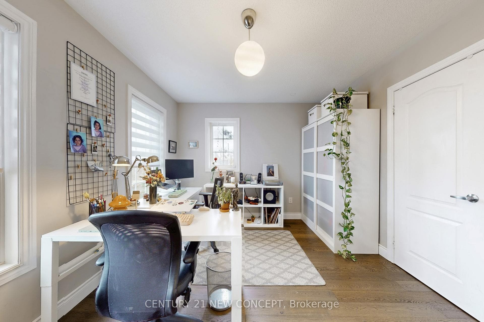 21 Adriatic Crescent photo 33