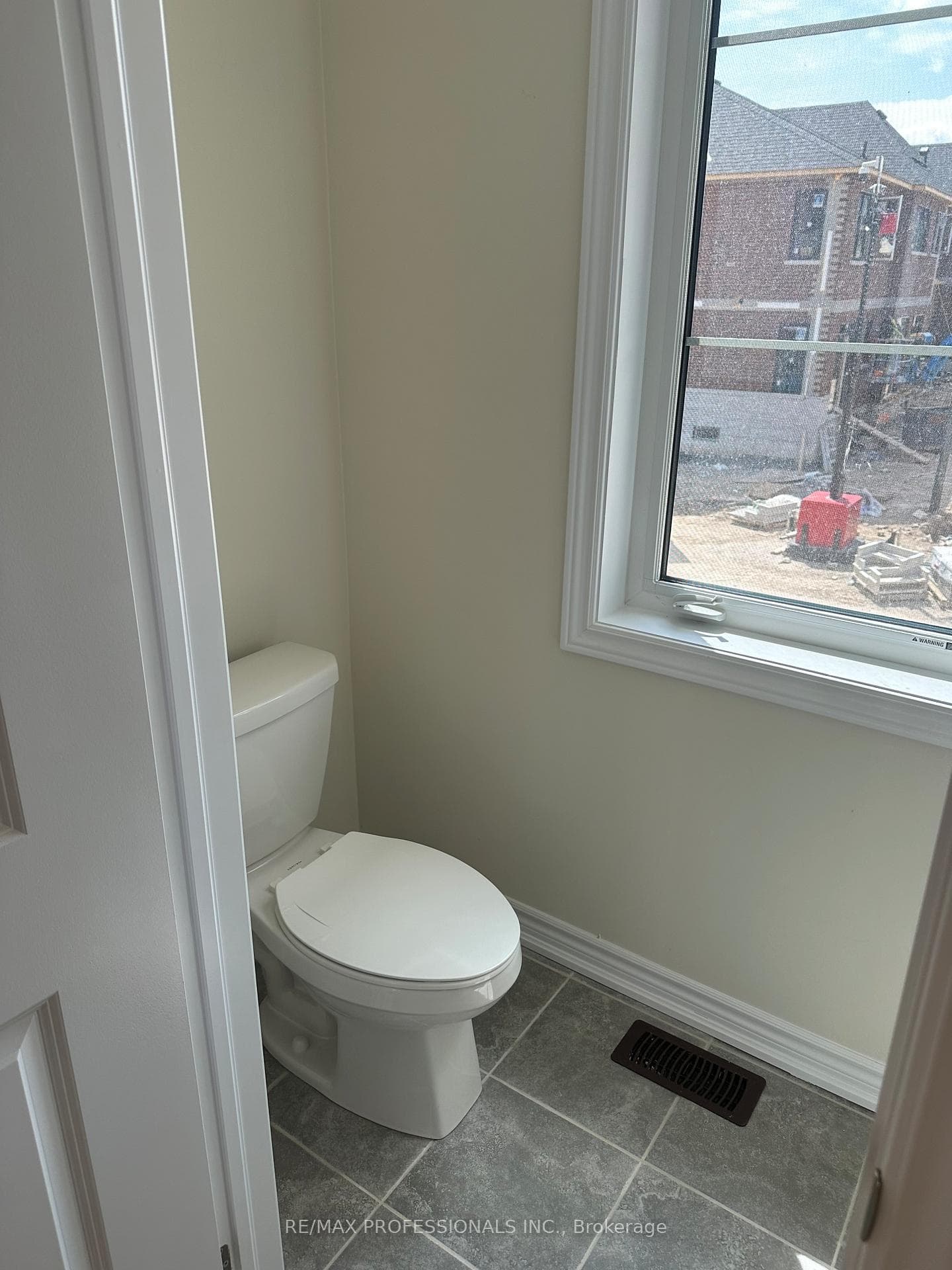 2094 Fairmont Common N/A photo 11