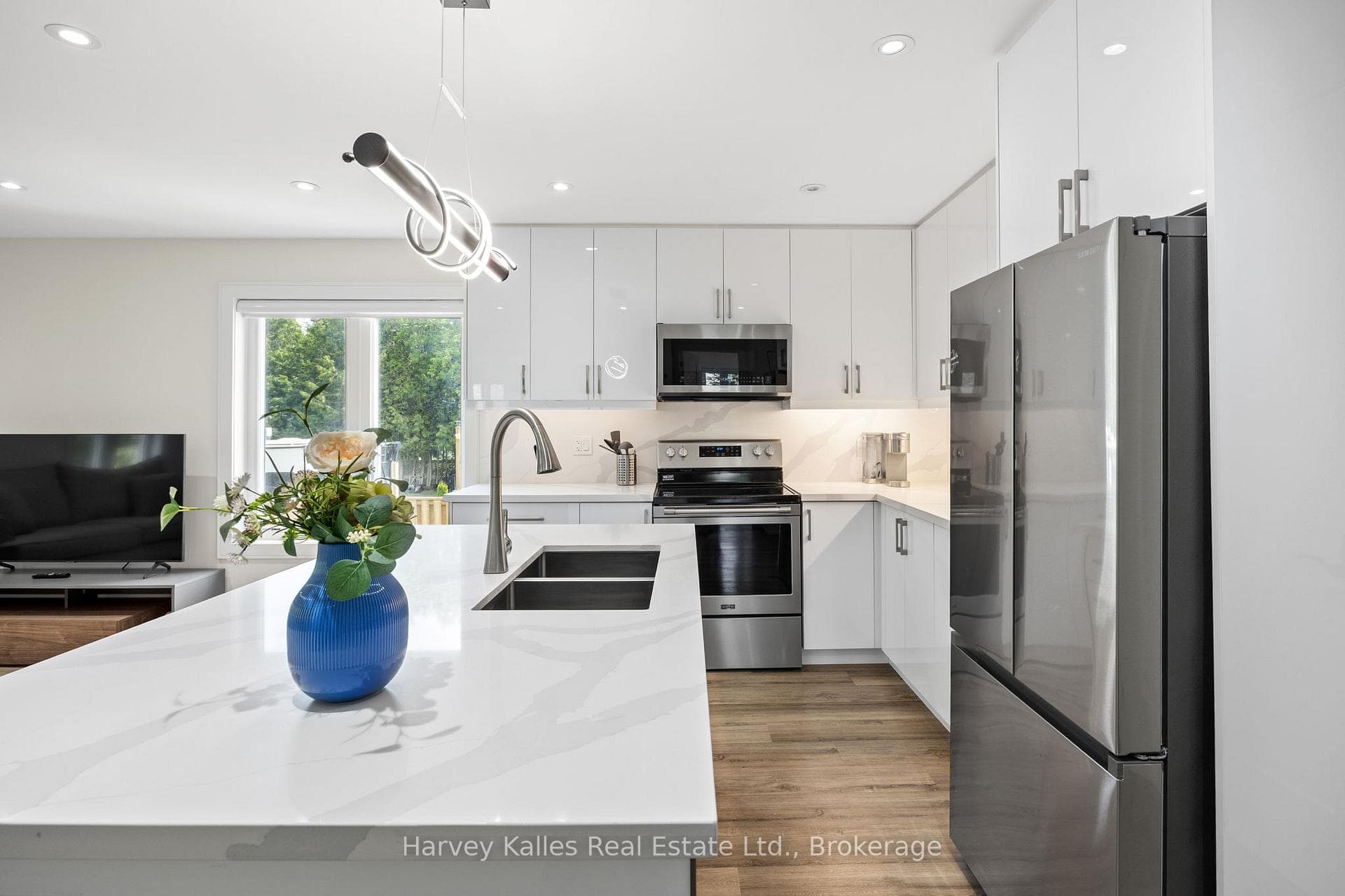 Modern Kitchen