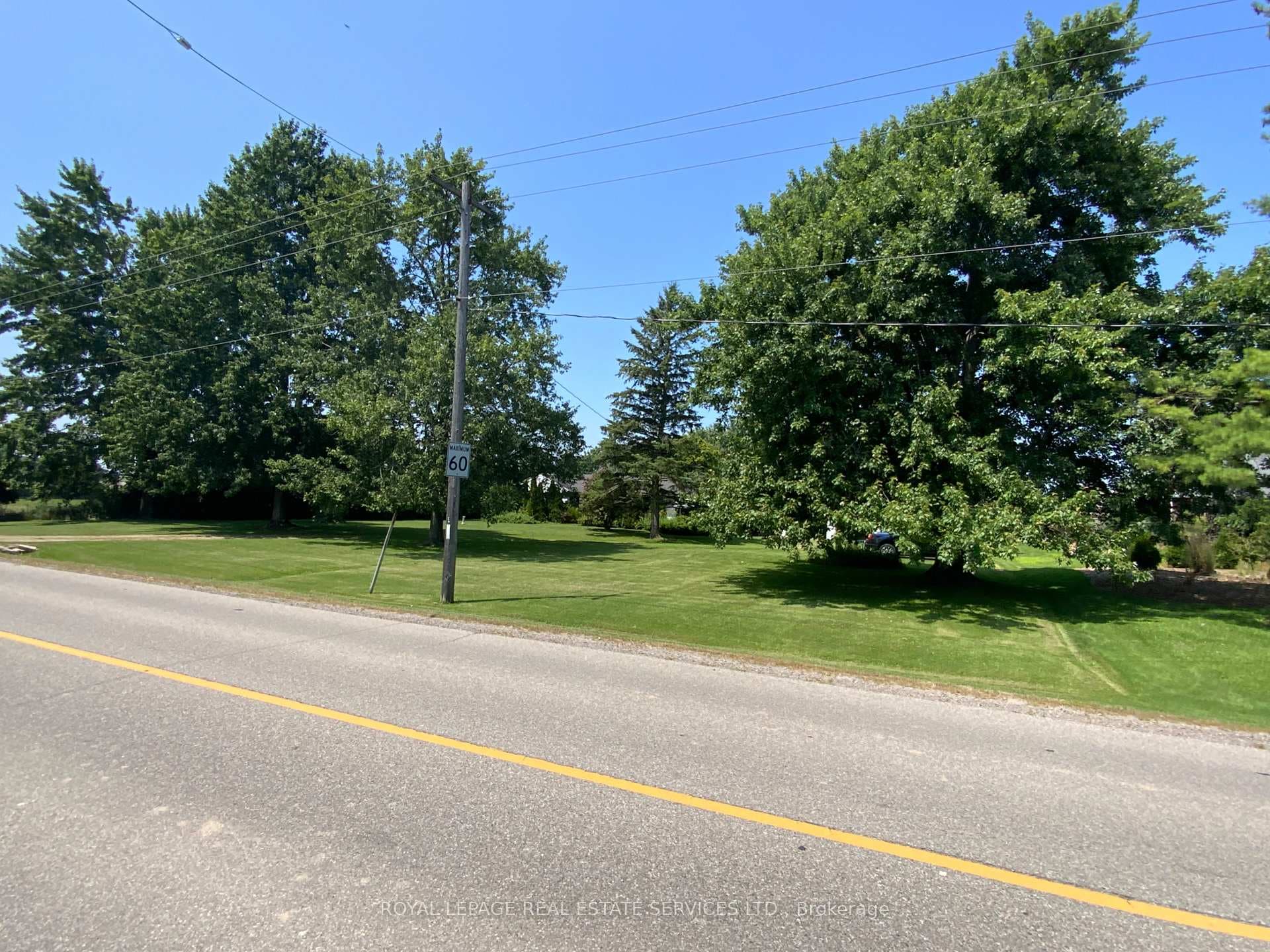 479 Burnhamthorpe Road photo 1