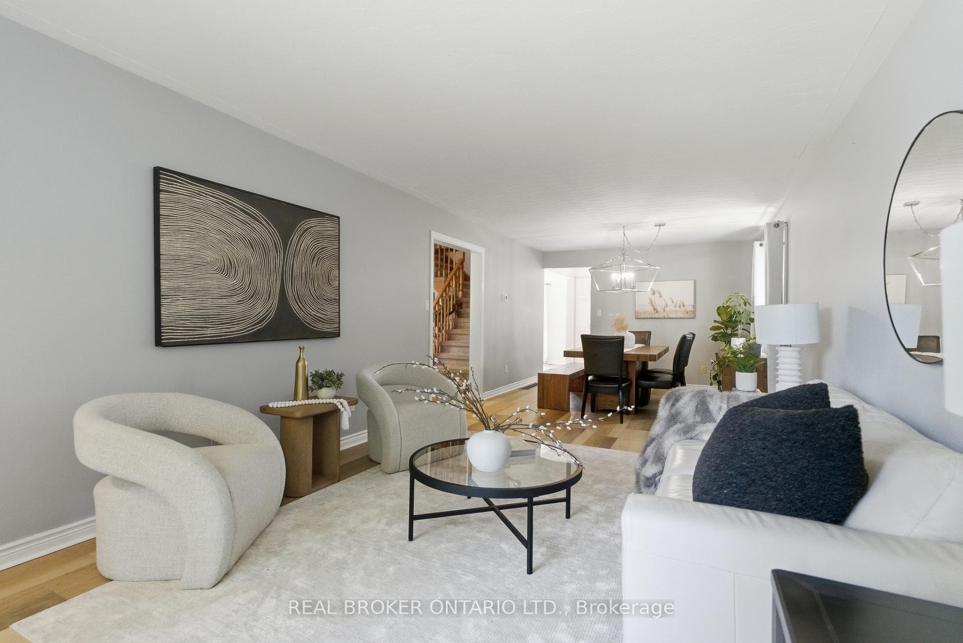 9717 Dickenson Road photo 15