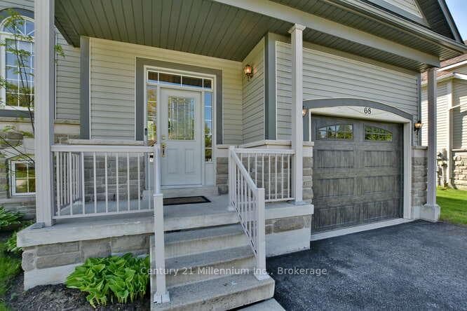 68 Oriole Crescent photo 3