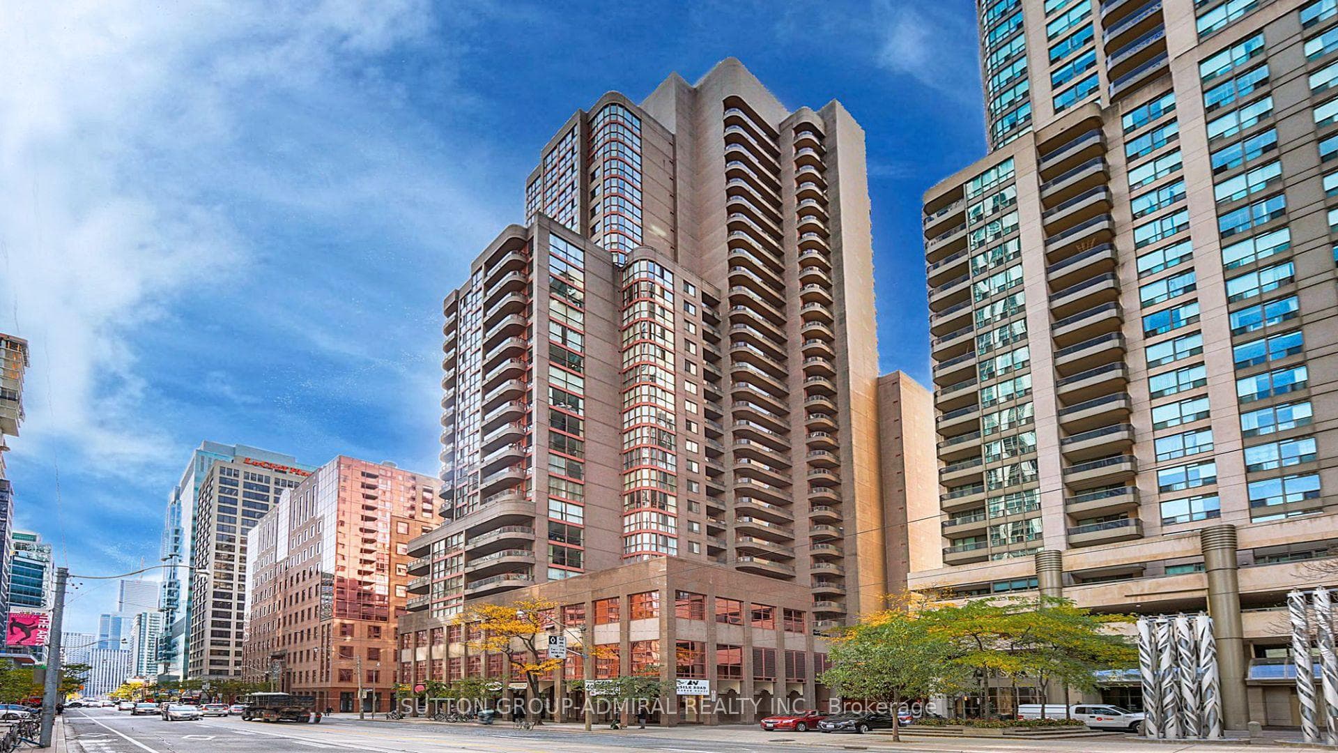 736 Bay Street Unit 1708 photo 1