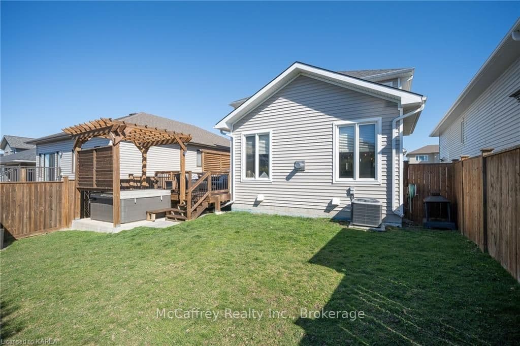 1505 CLOVER Street photo 35