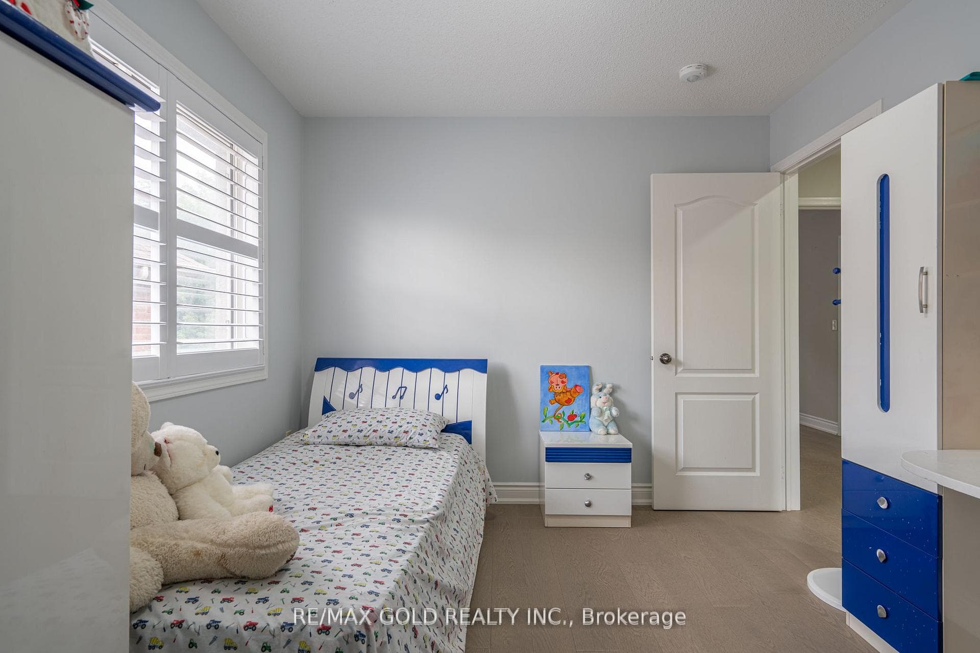 141 Whitwell Drive photo 23