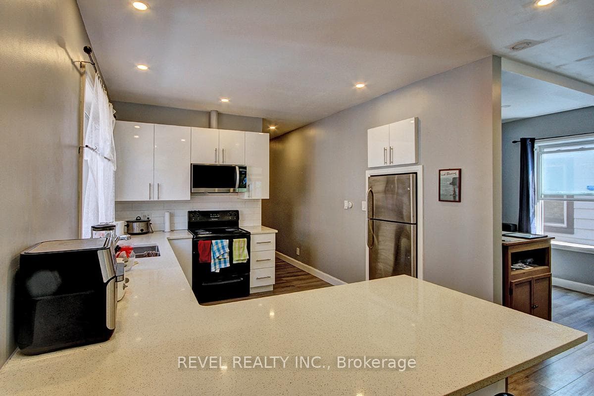 322 Mornington Avenue photo 7