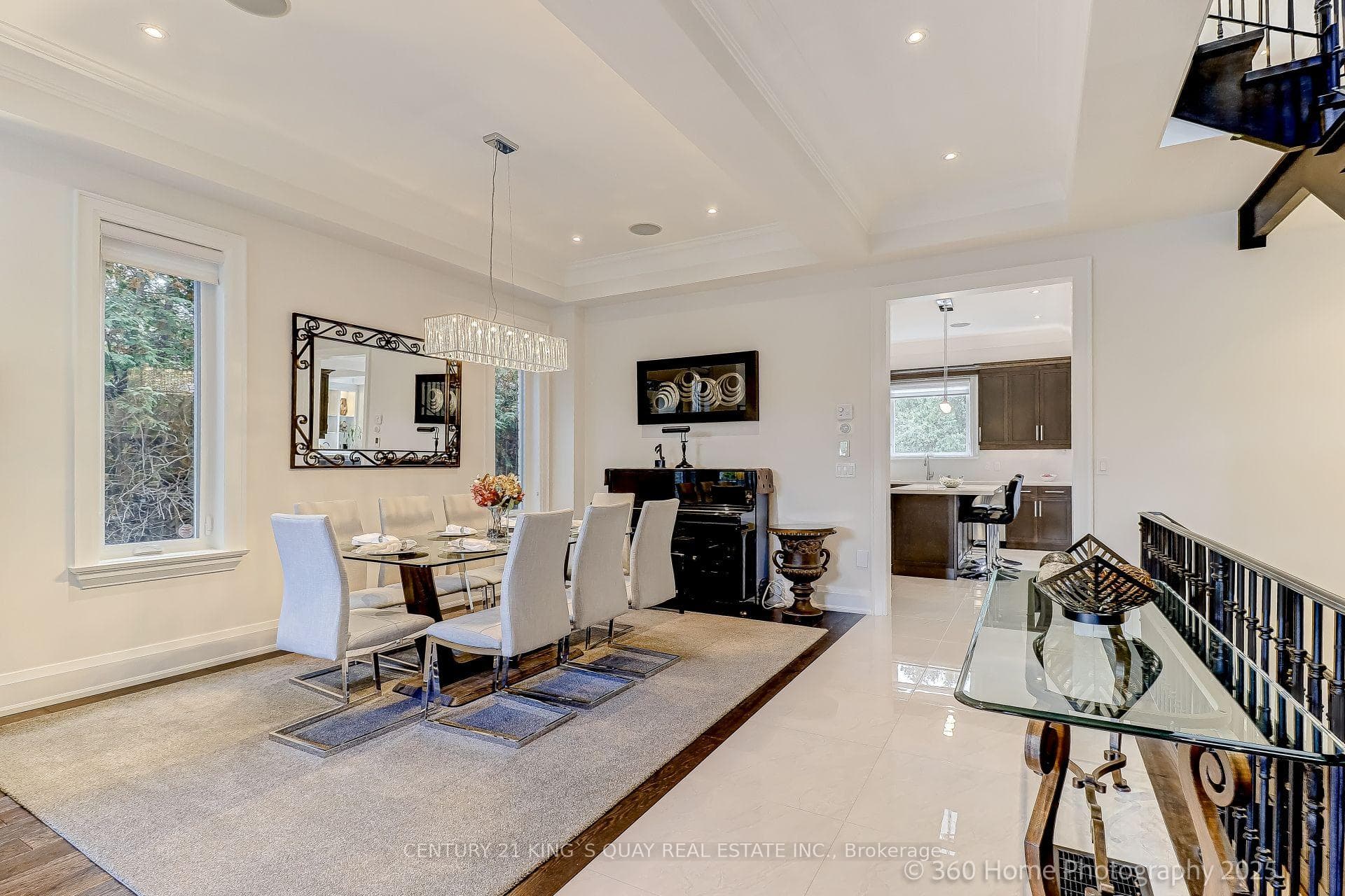 386 Alper Street photo 5