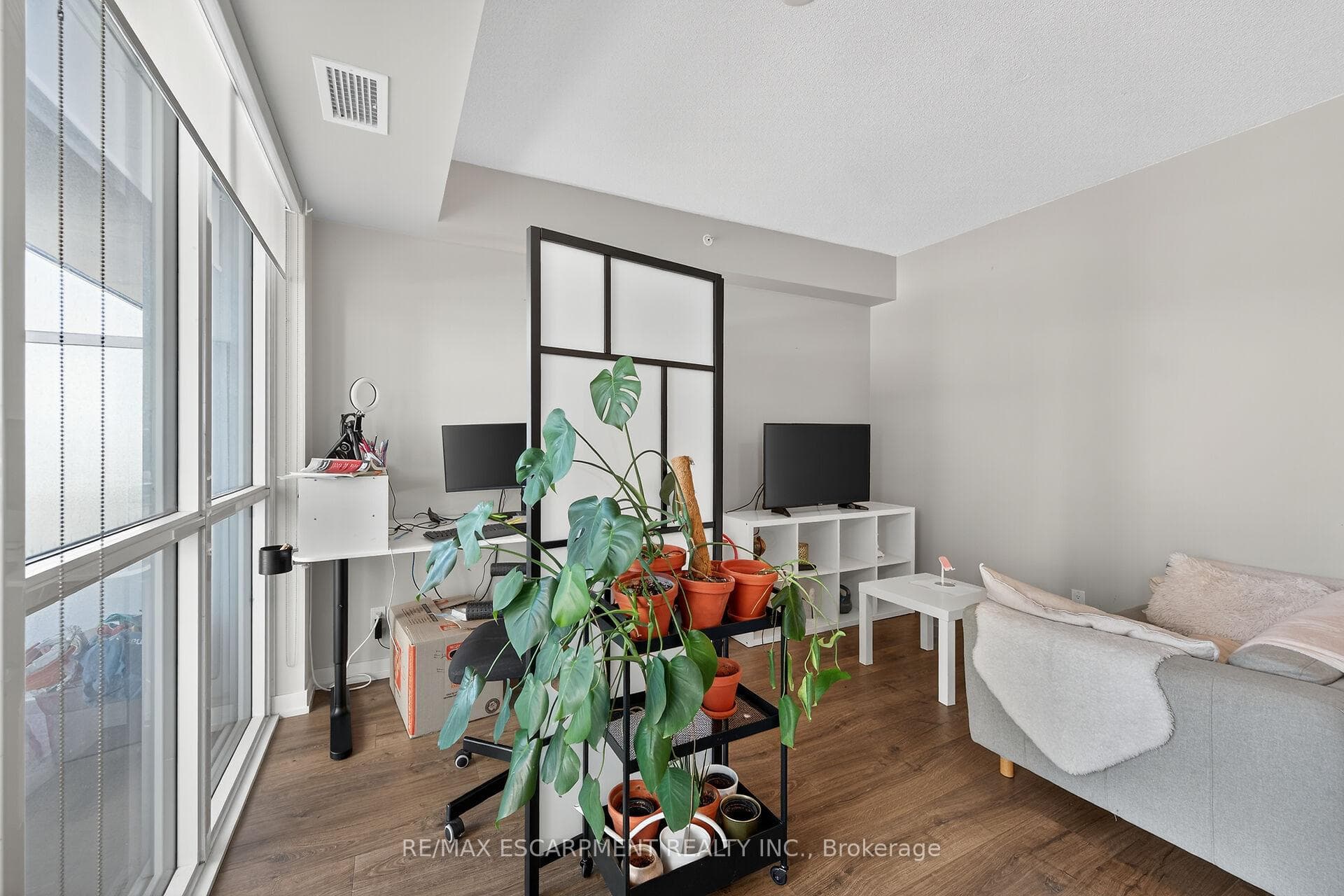 2087 Fairview Street Unit 1302 photo 10