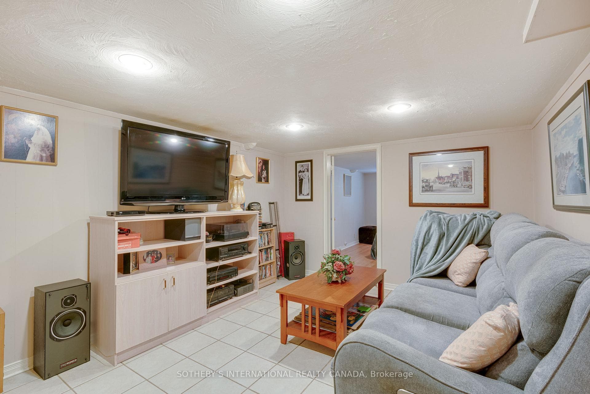 202 Hunter Road photo 28
