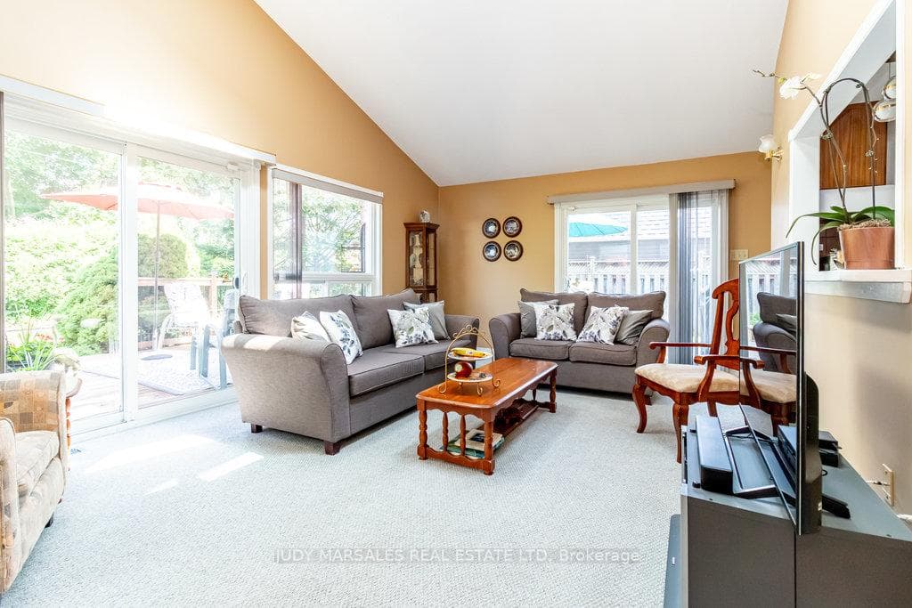 5195 Suncrest Road photo 17