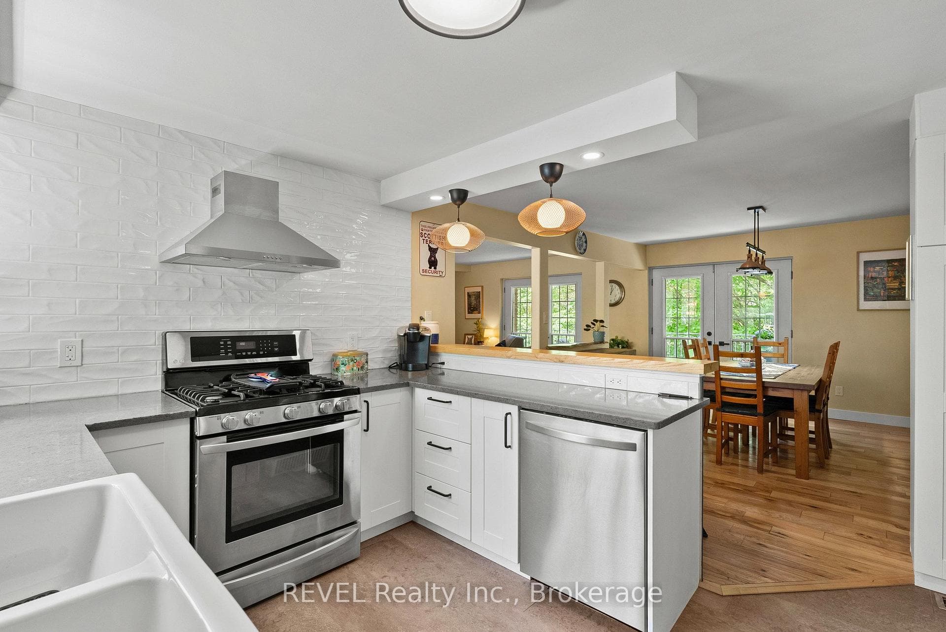 196 Warner Road photo 16