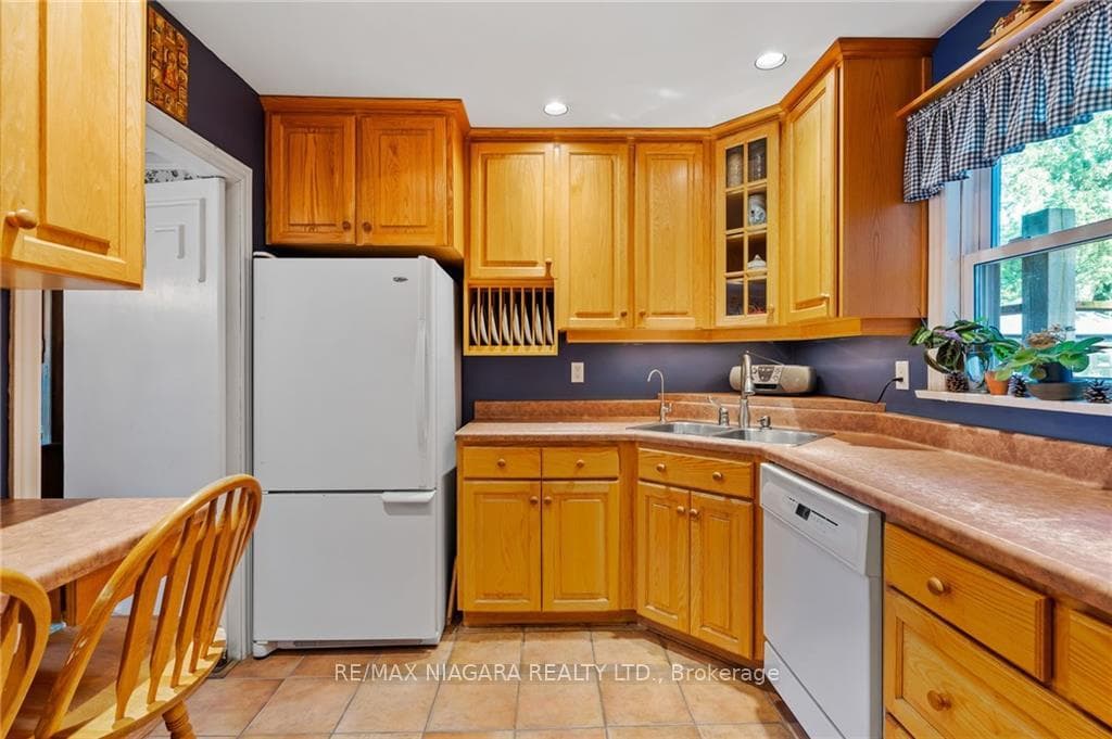 32 Forest Hill Road photo 13