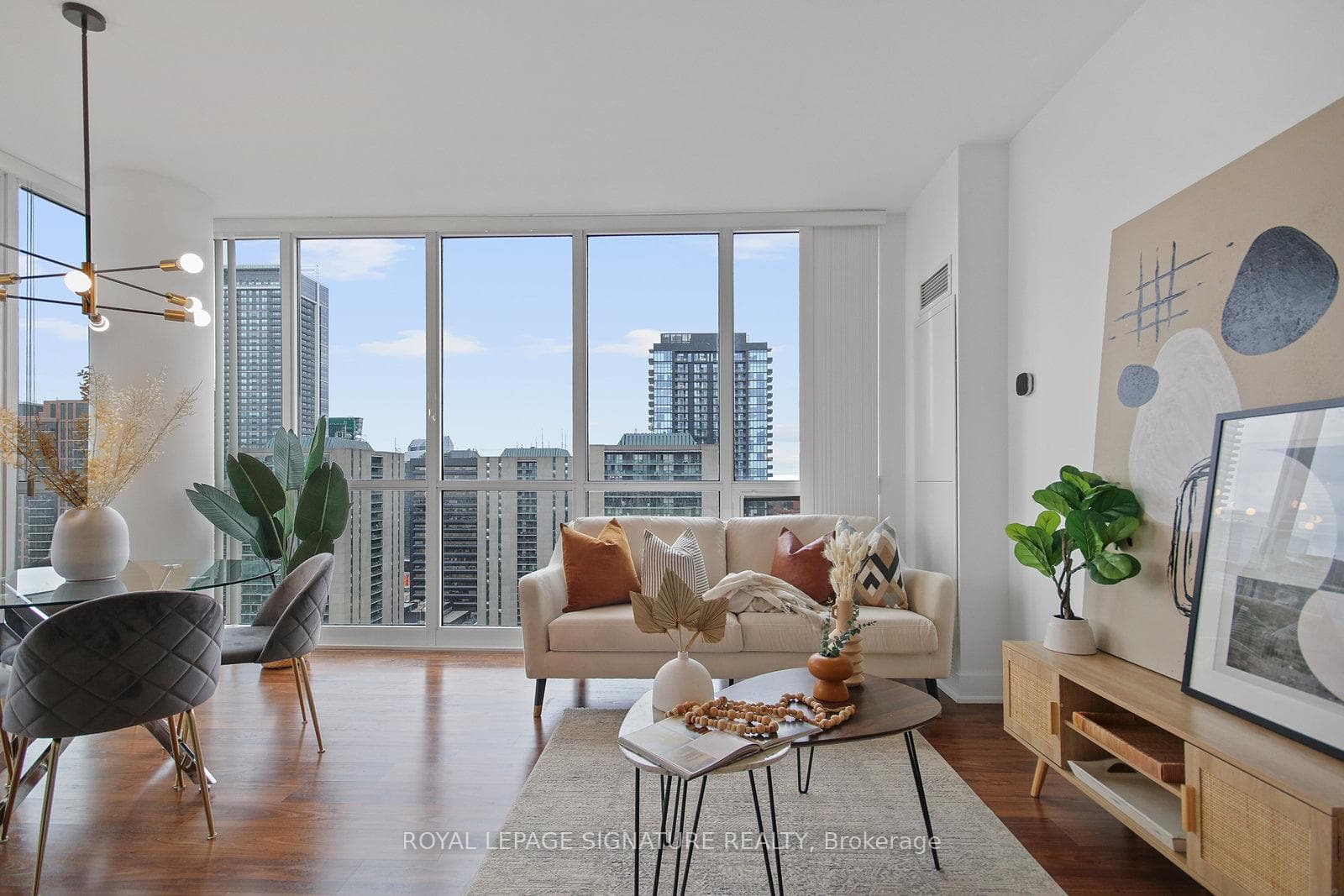 floor to ceiling windows