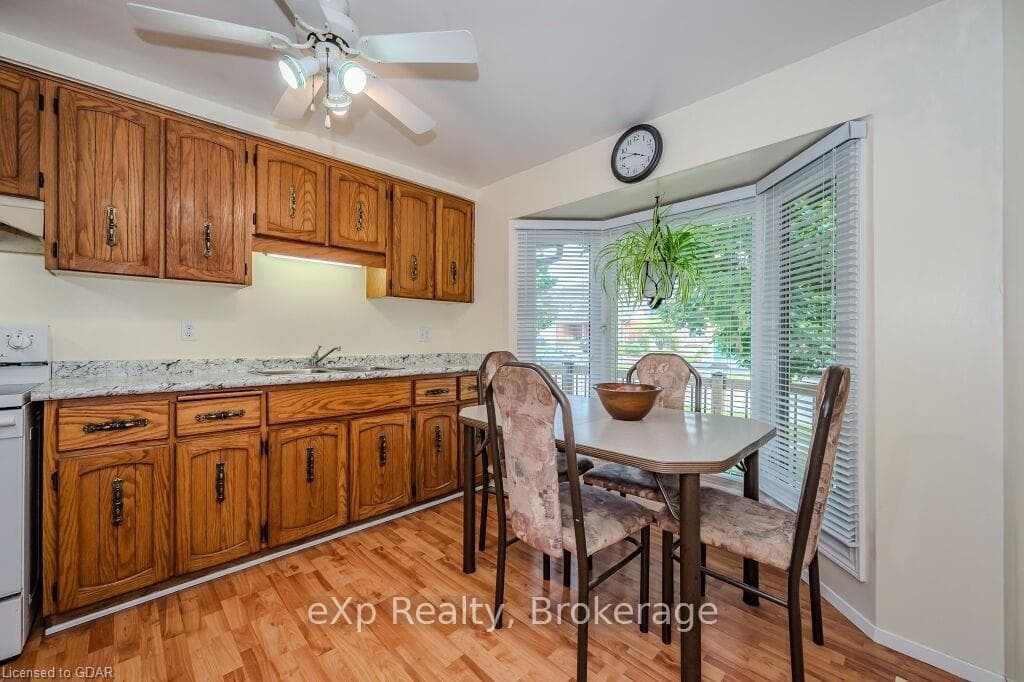 42 CHESTERTON Lane photo 10