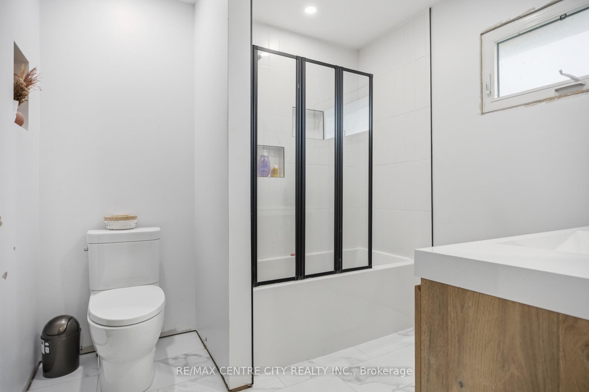 26179 Talbot Line photo 21