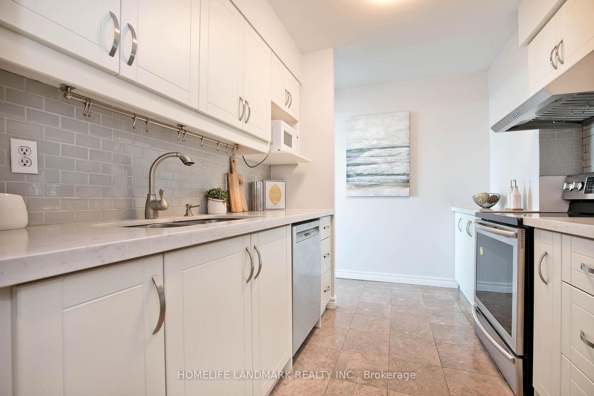 238 Doris Avenue Unit 2006 photo 9
