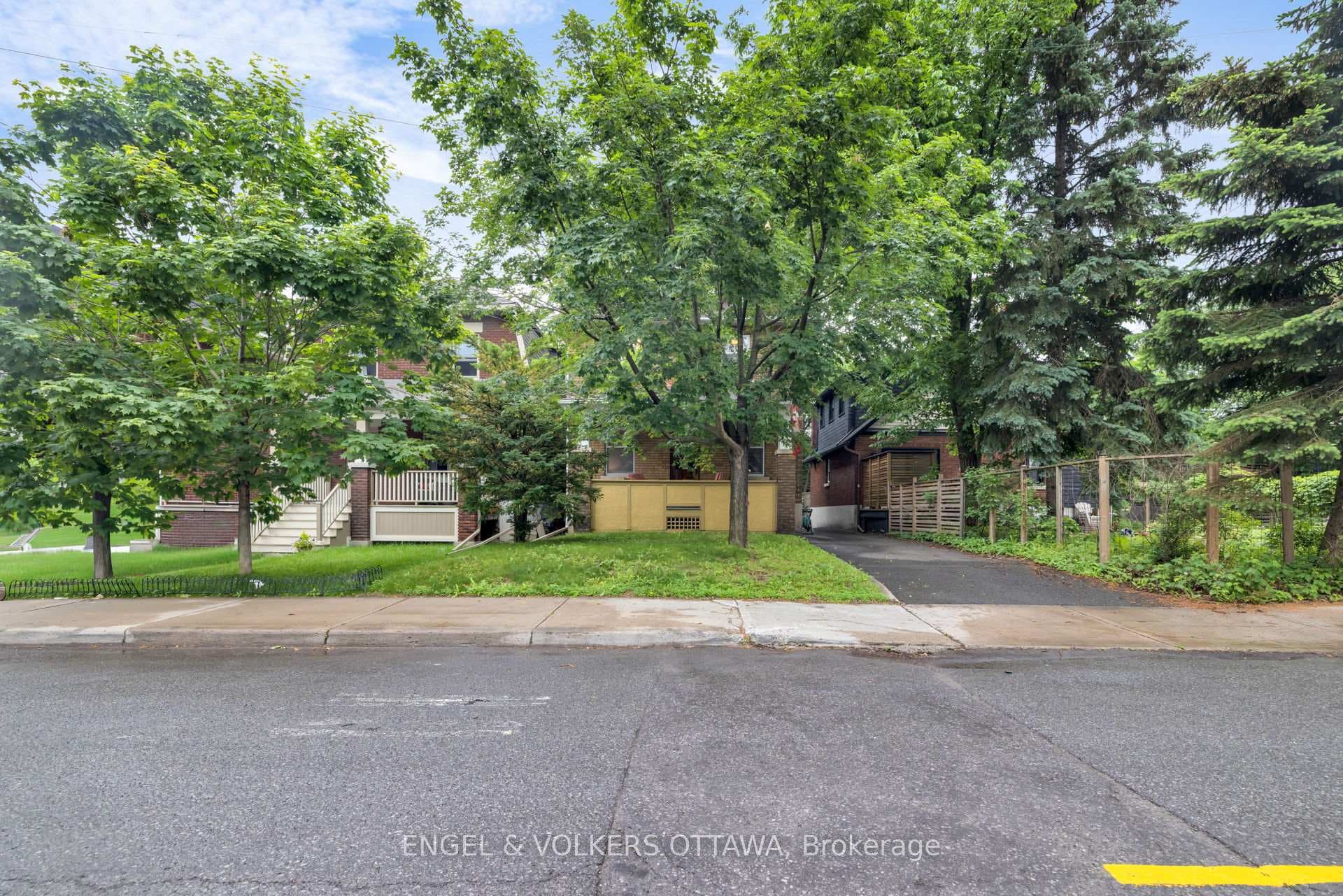 54 Glendale Avenue photo 4