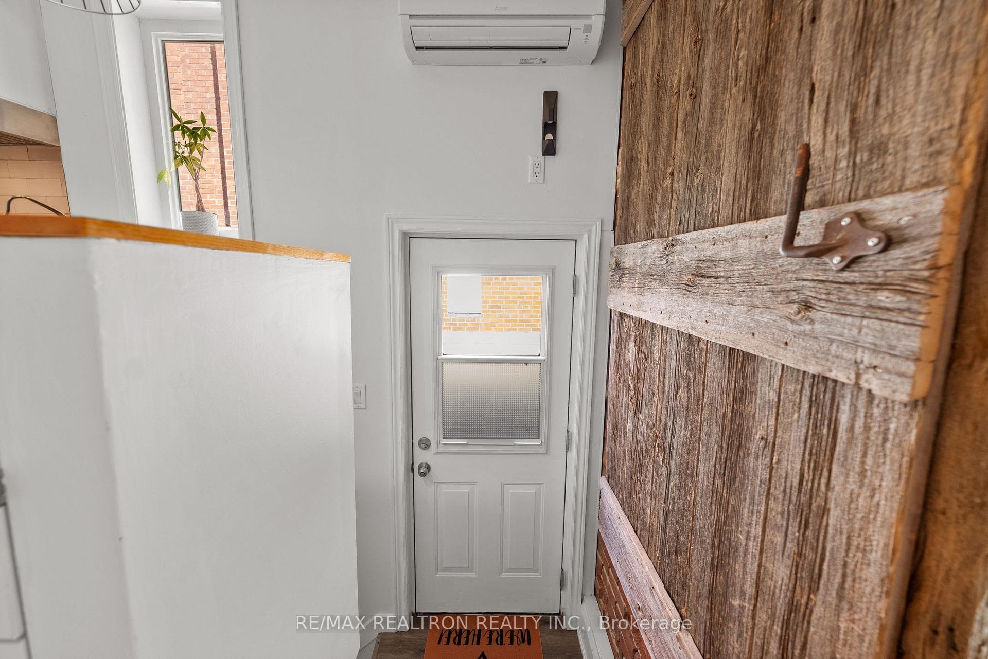 111 Fifth Street photo 20