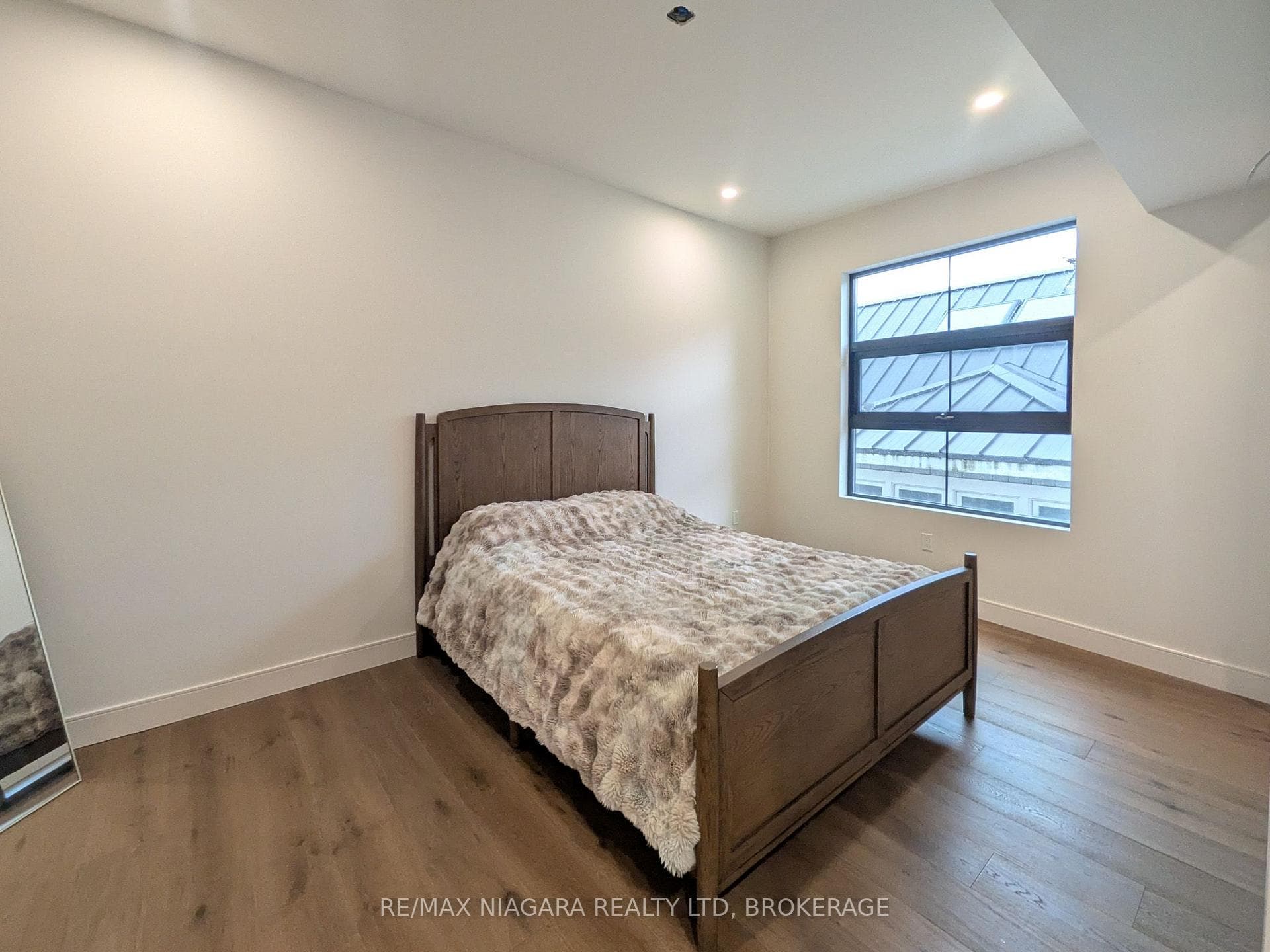 4349 Erie Road photo 32