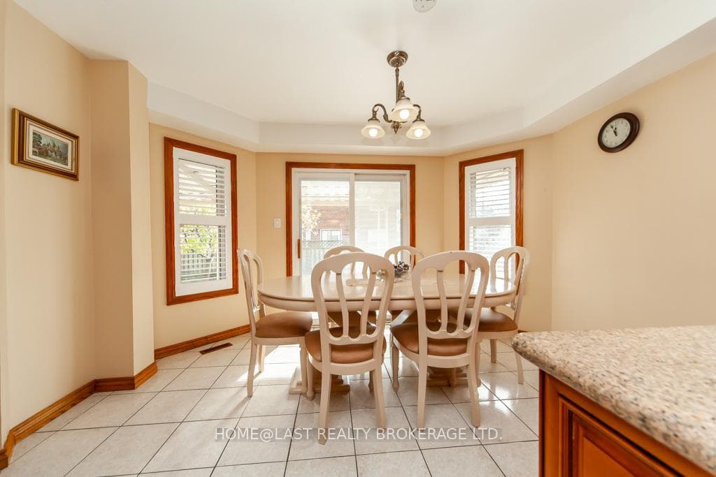 138 Orleans Drive photo 10