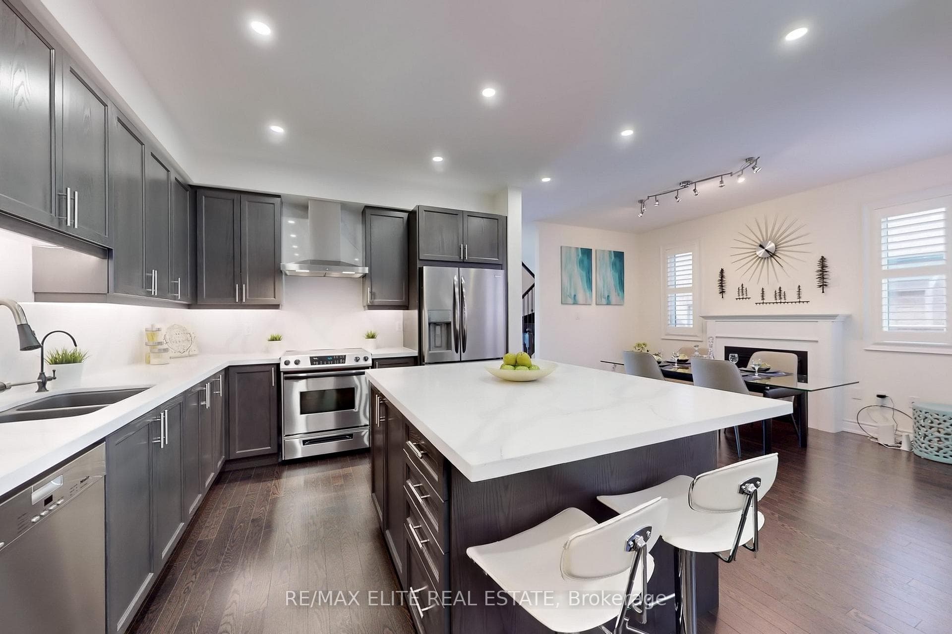 339 William Forster Road photo 15