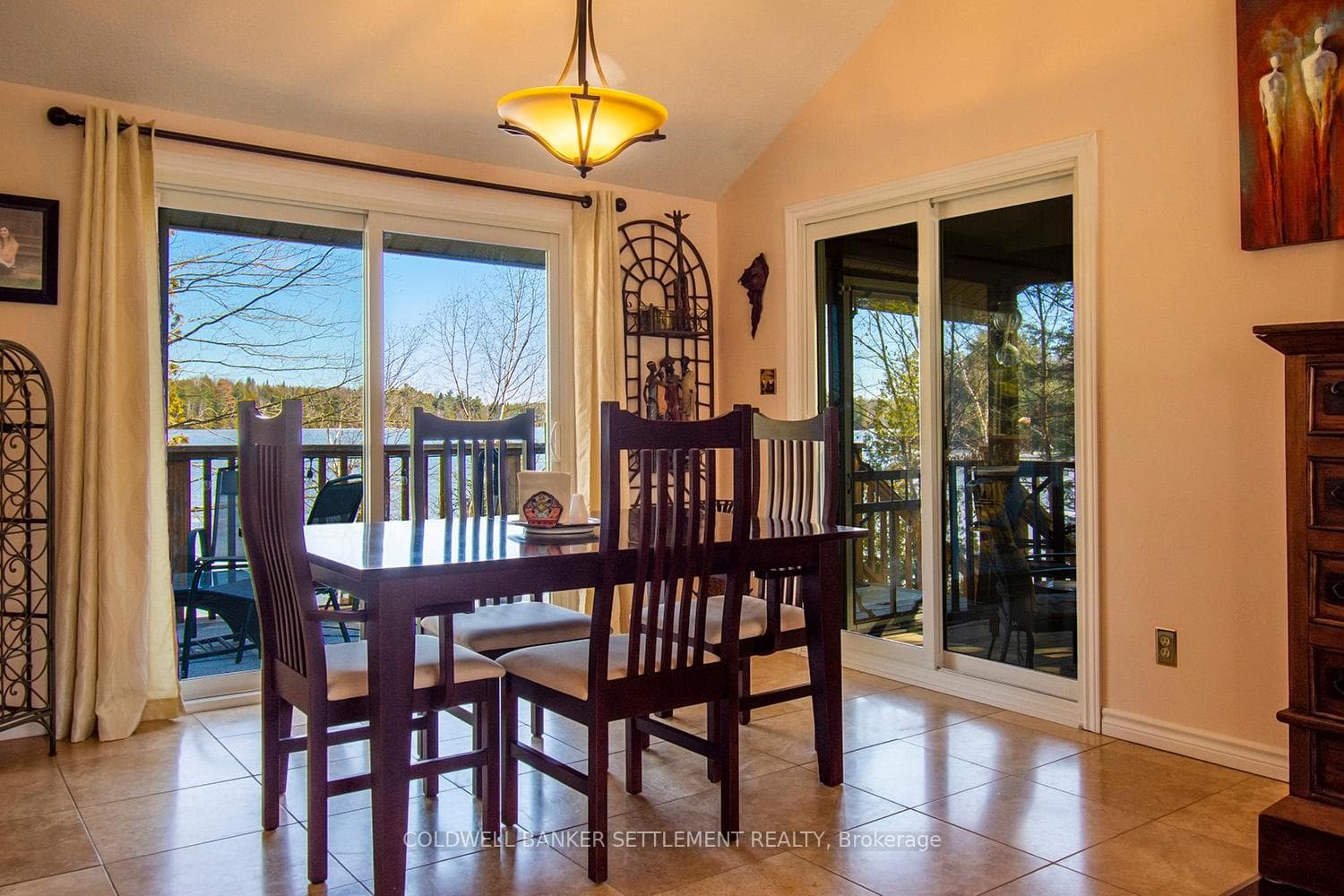 1072 Kippawa Point Lane photo 10