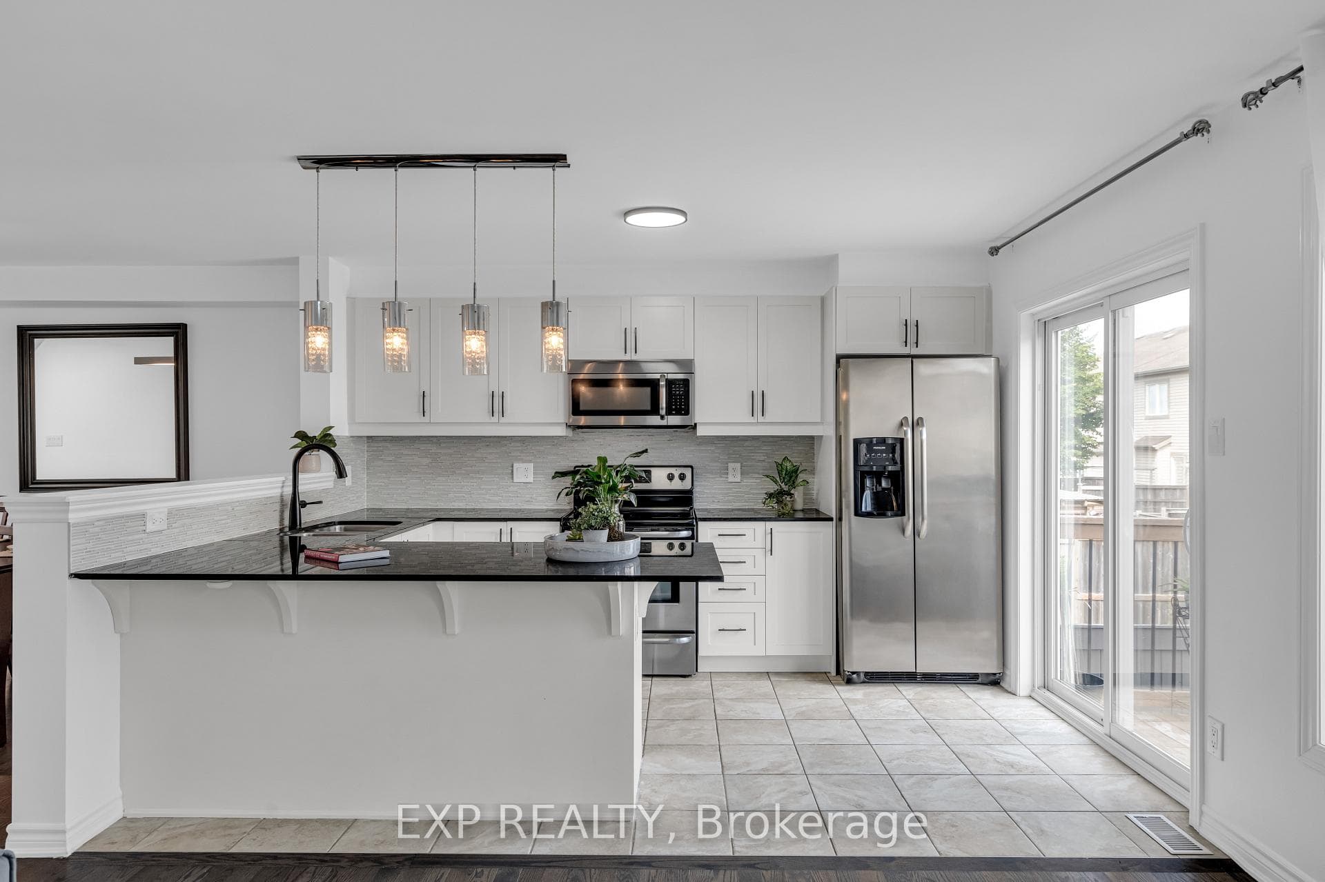 709 Maloja Way photo 10