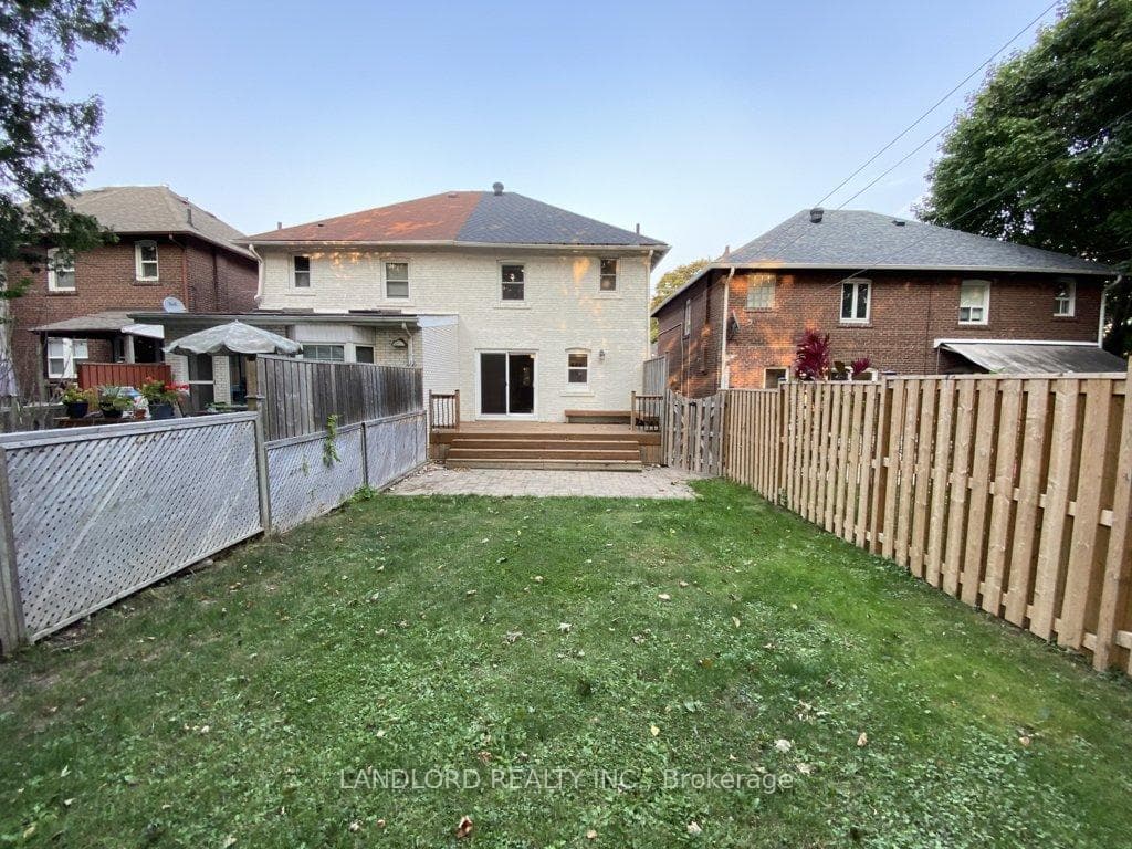22 Lorindale Avenue photo 35