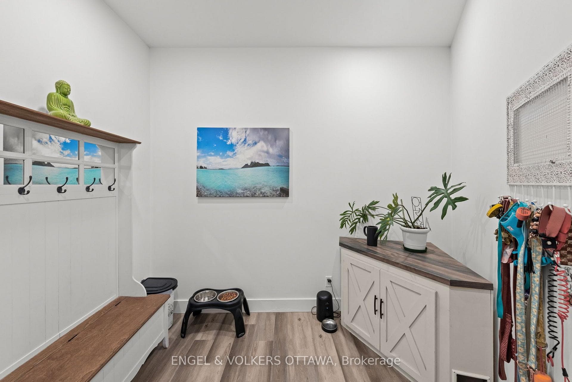 Mud room