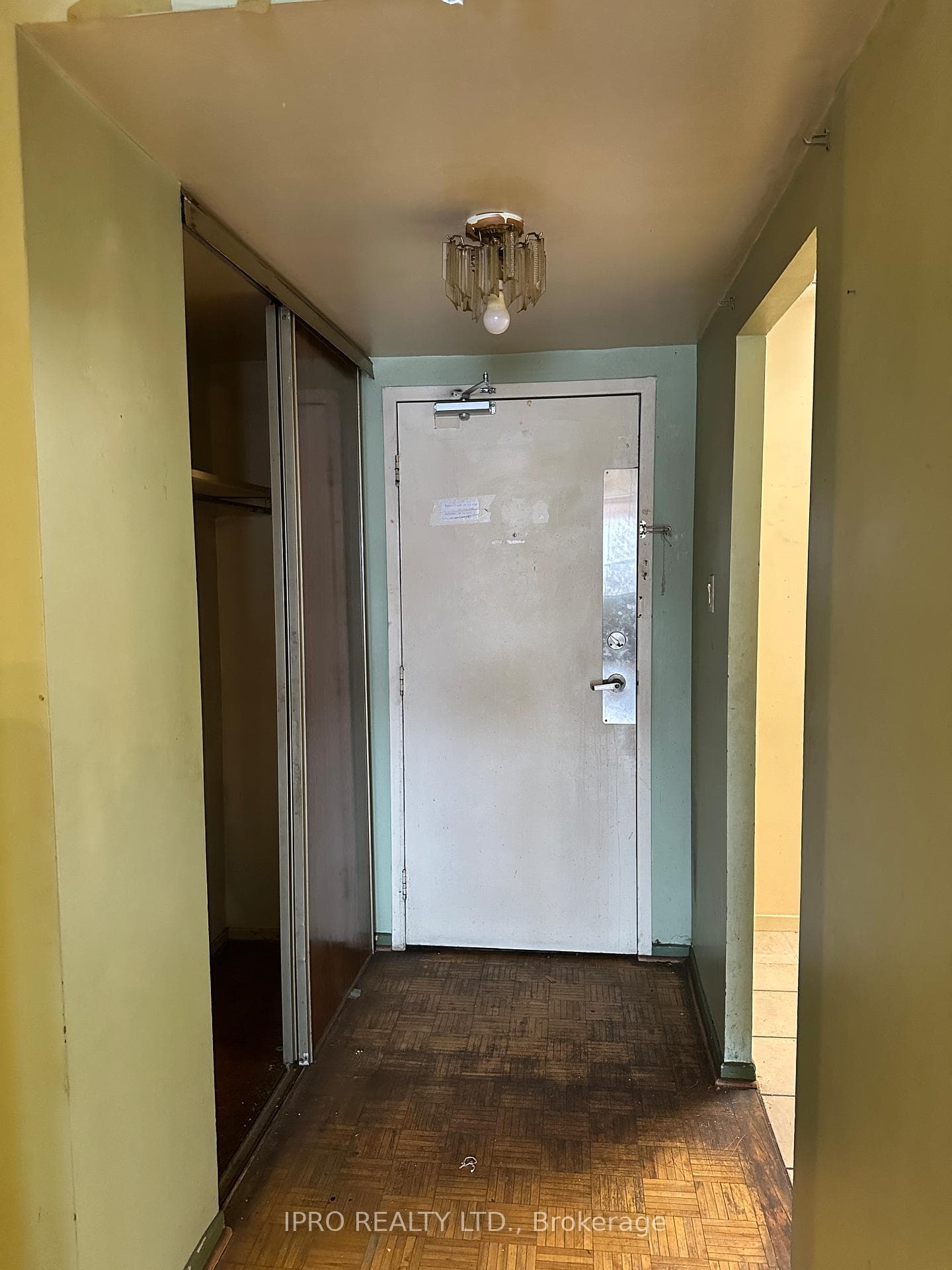 25 Sunrise Avenue Unit 403 photo 20