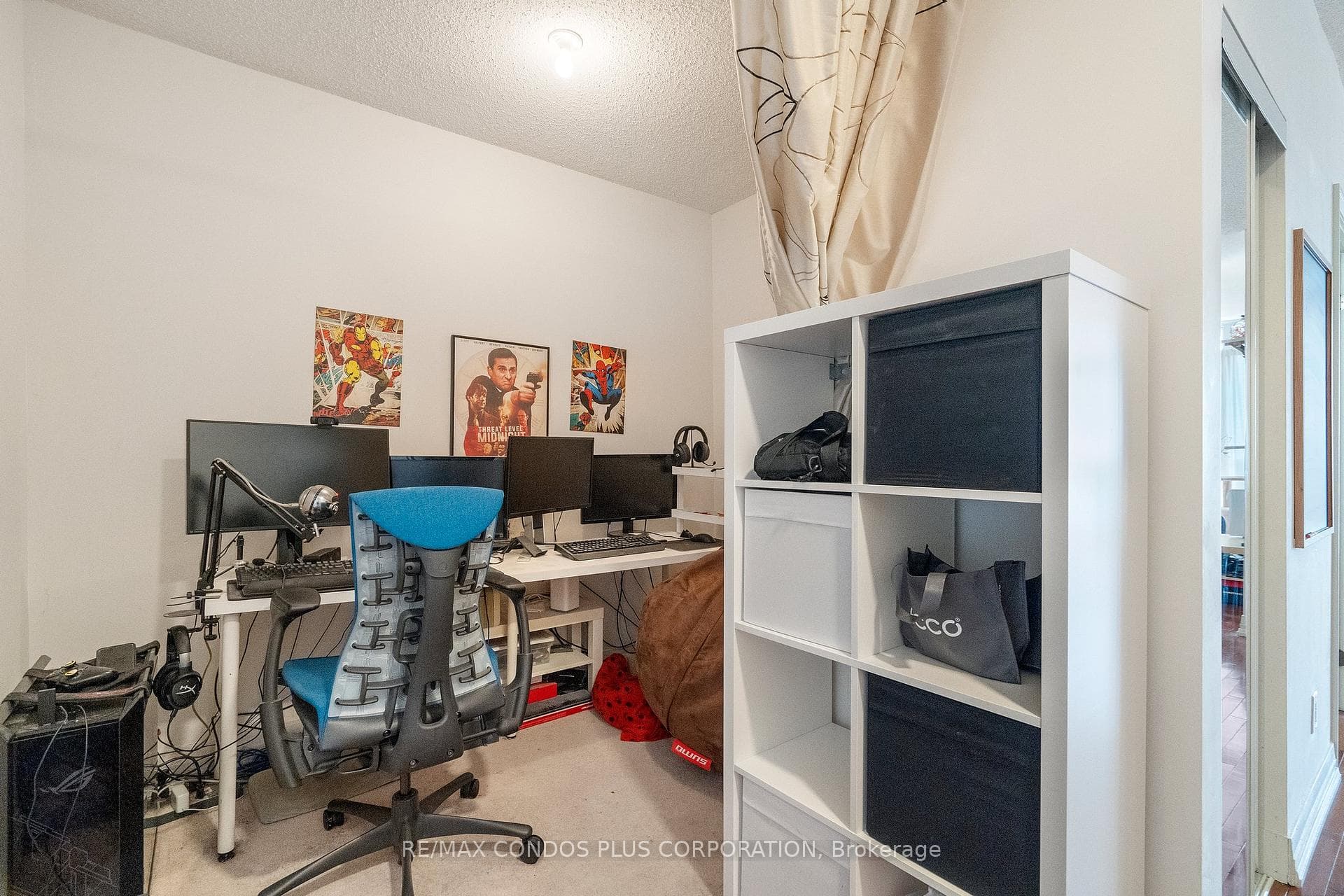 21 Carlton Street Unit 3805 photo 16