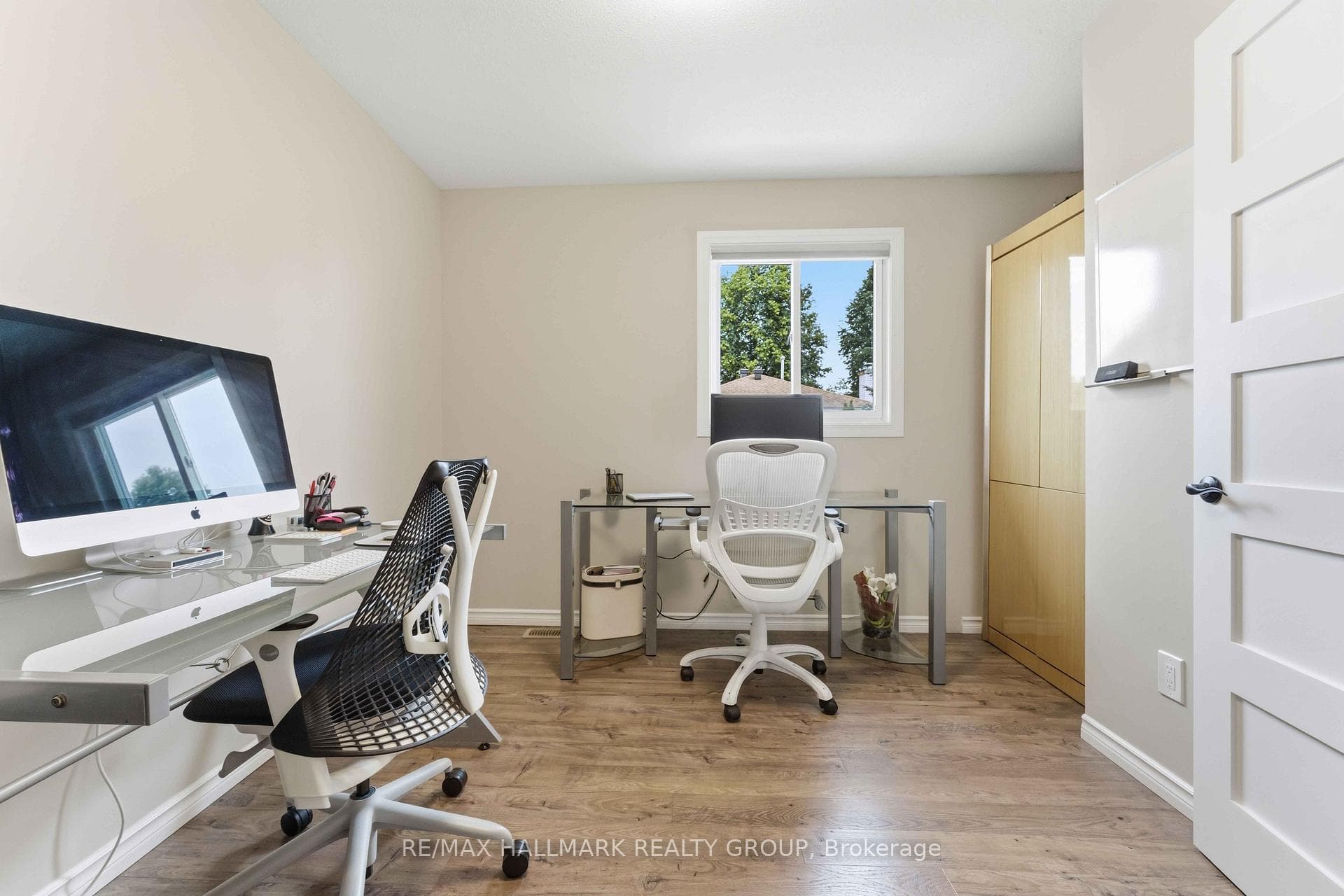 1593 Bottriell Way photo 27