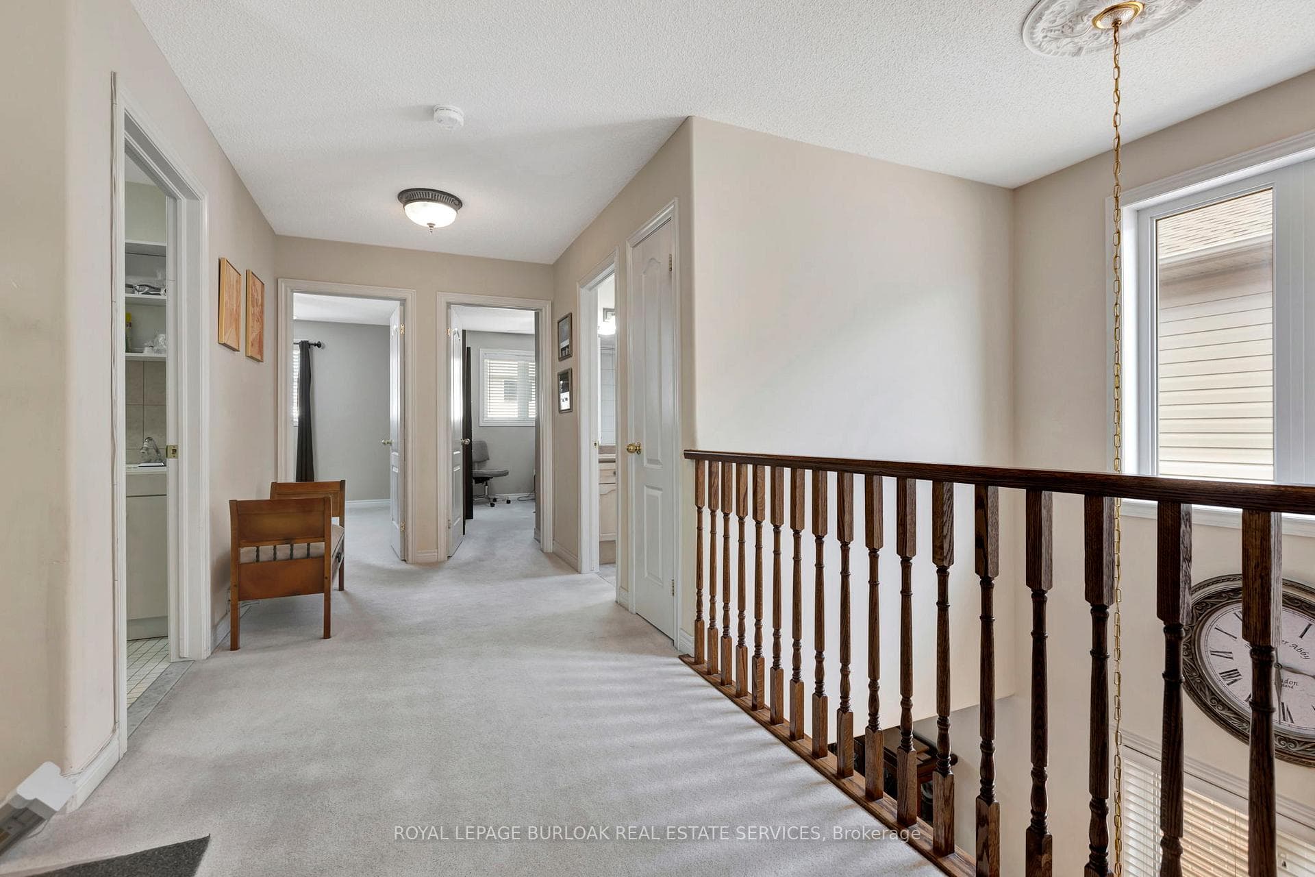 5293 Picketts Way photo 16