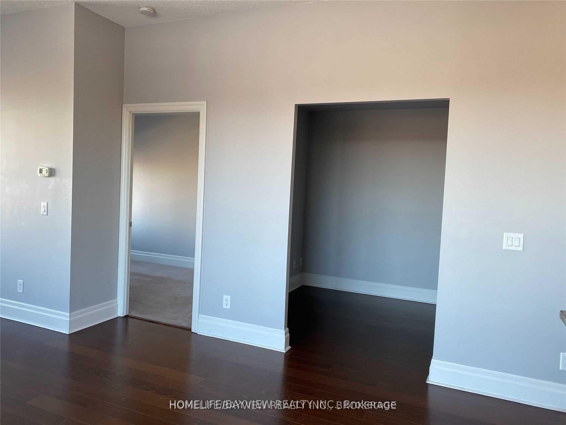 111 Upper Duke Crescent Unit 1007 photo 11