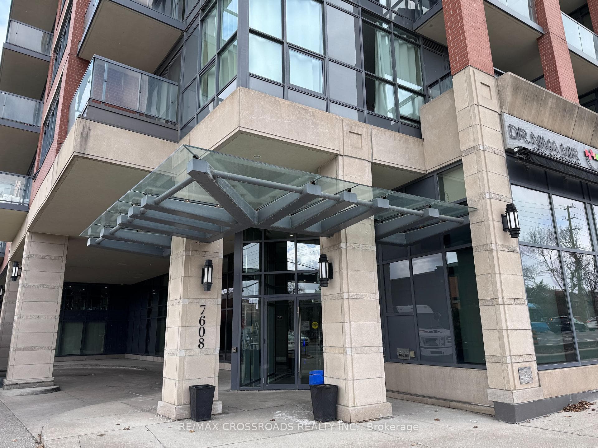 7608 Yonge Street Unit 616 photo 2