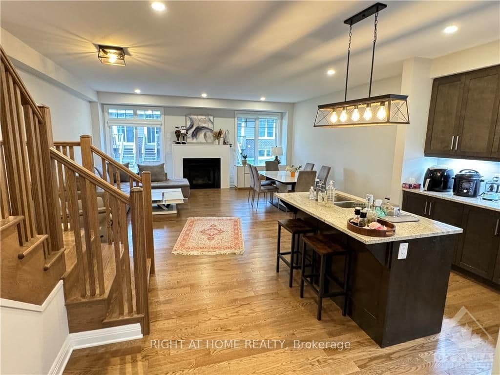 62 LOGGERHEAD Heights photo 4
