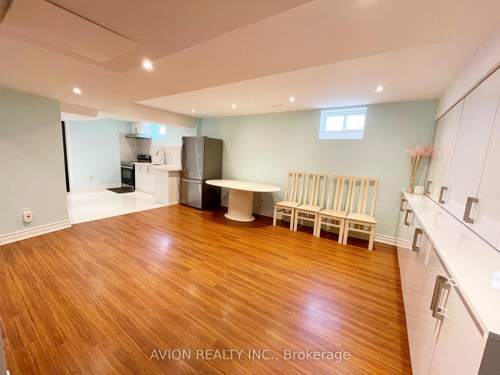 75 Holly Drive Unit Lower photo 9