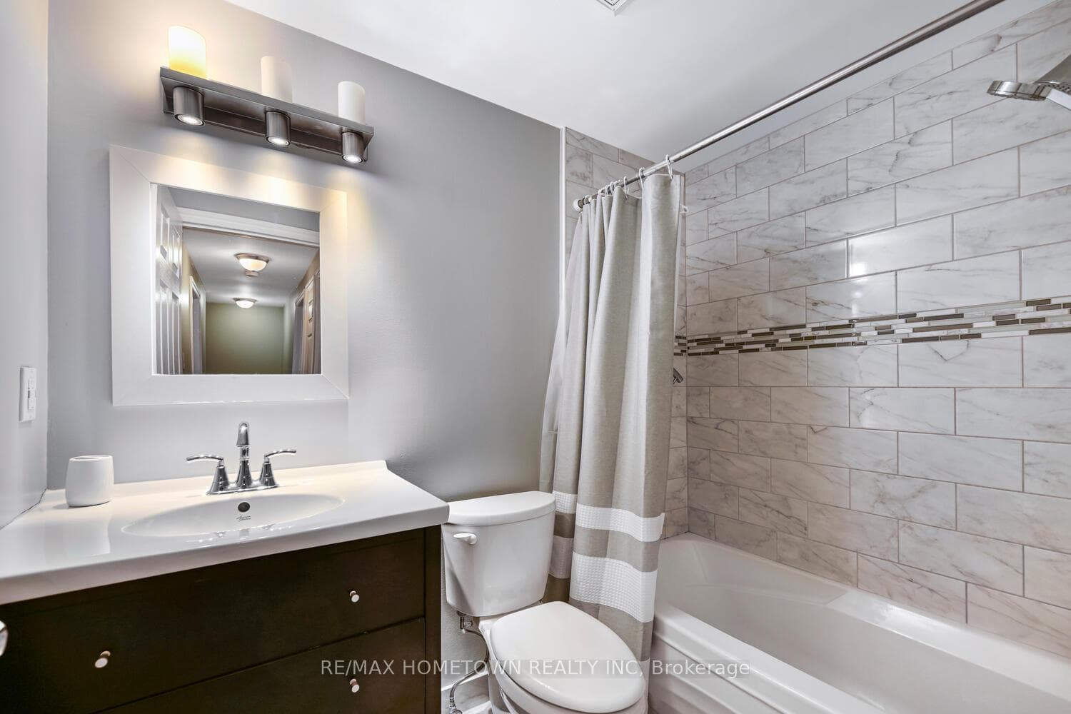 27 Aldershot Avenue Unit 9 photo 27