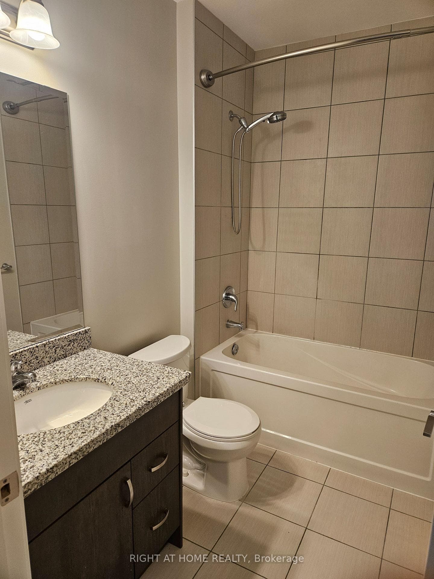 118 King Street Unit 1021 photo 17