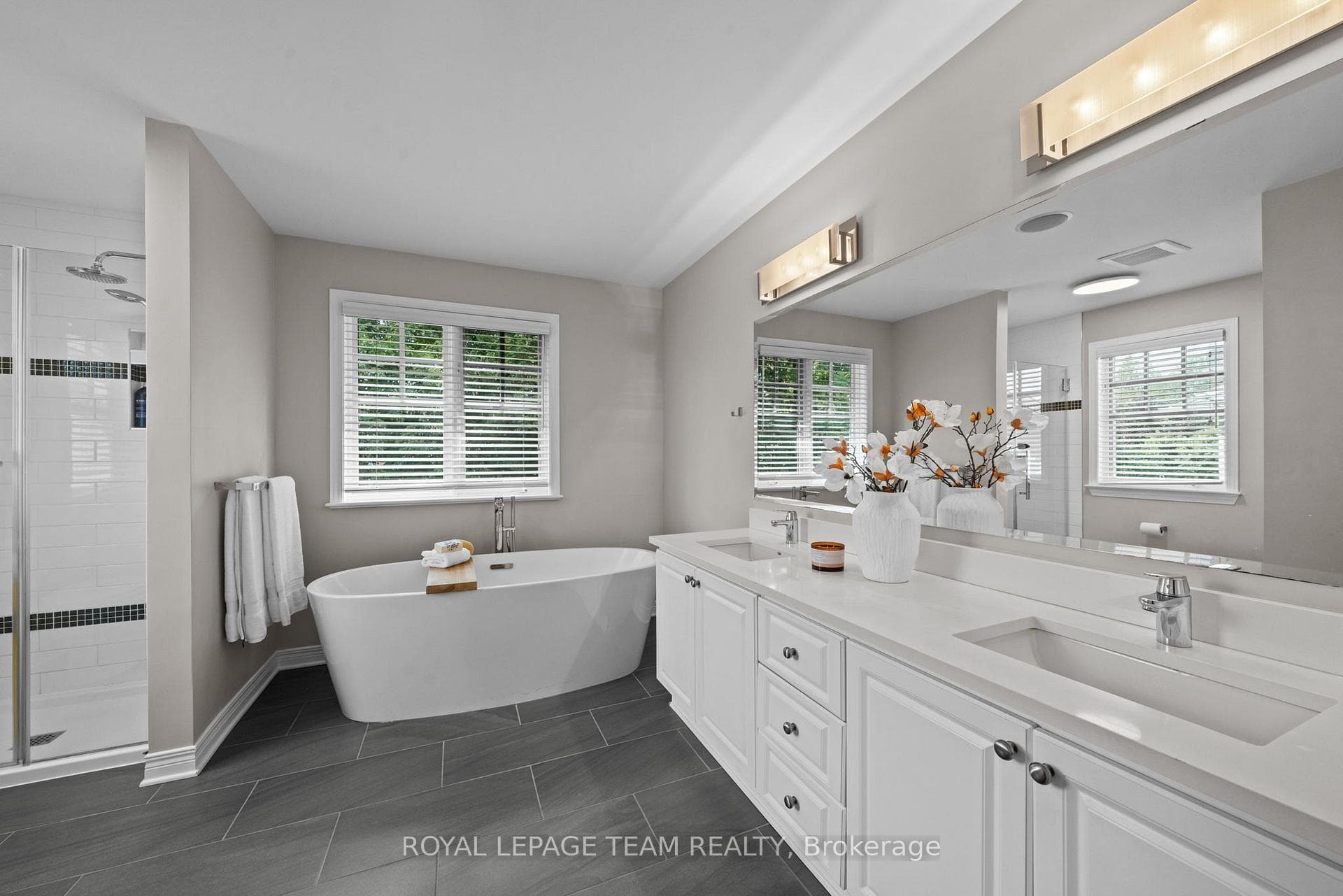 14 Ironside Court photo 25