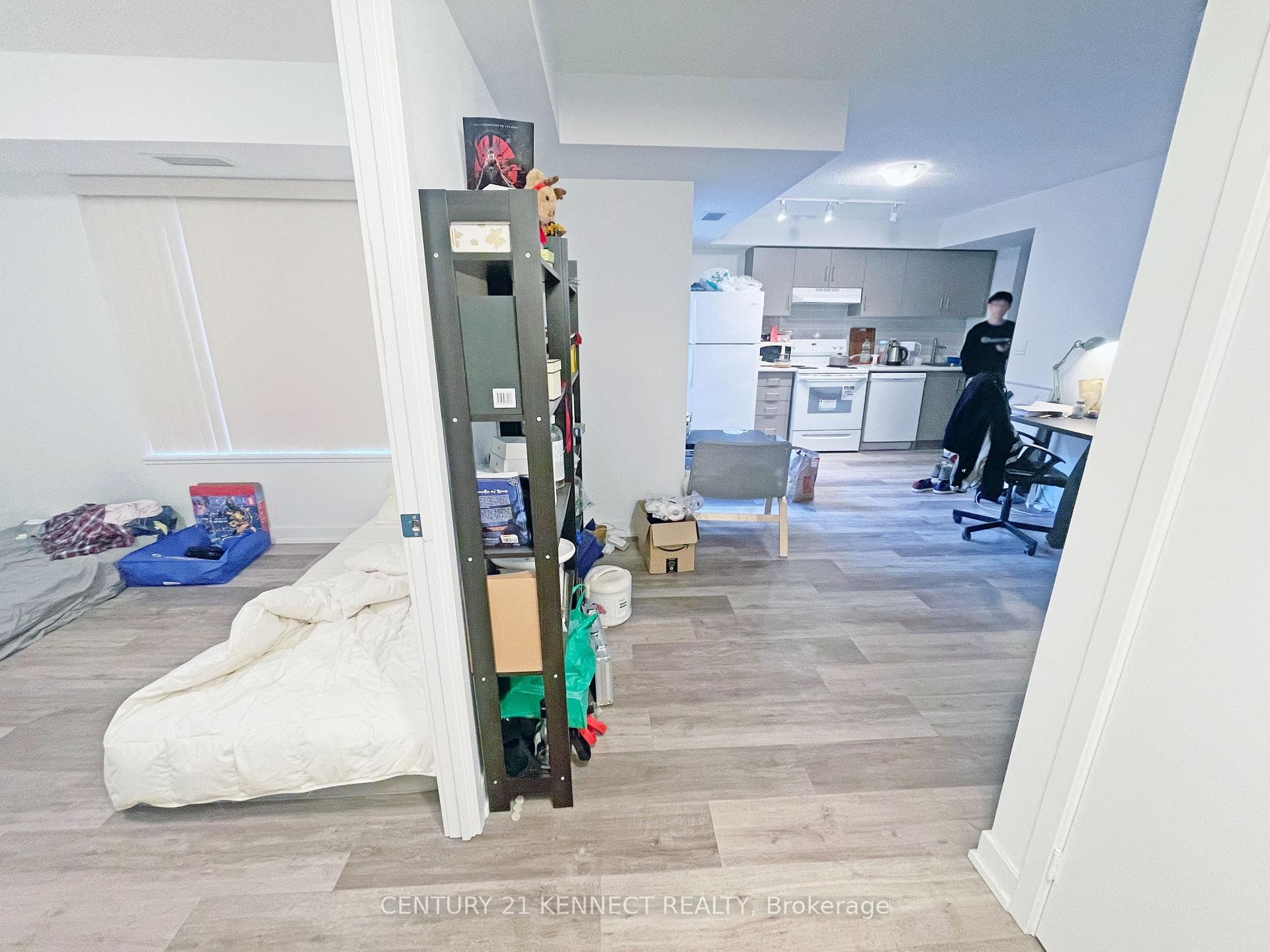 231 College Street Unit 502R photo 8
