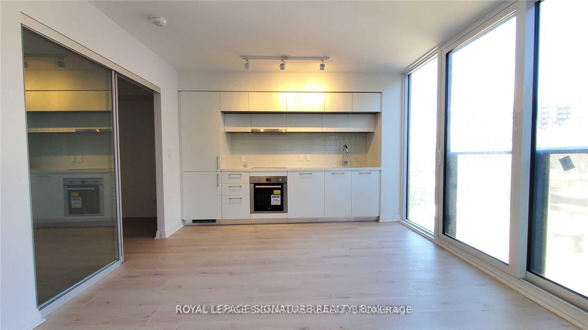 99 Foxbar Road Unit 305 photo 1