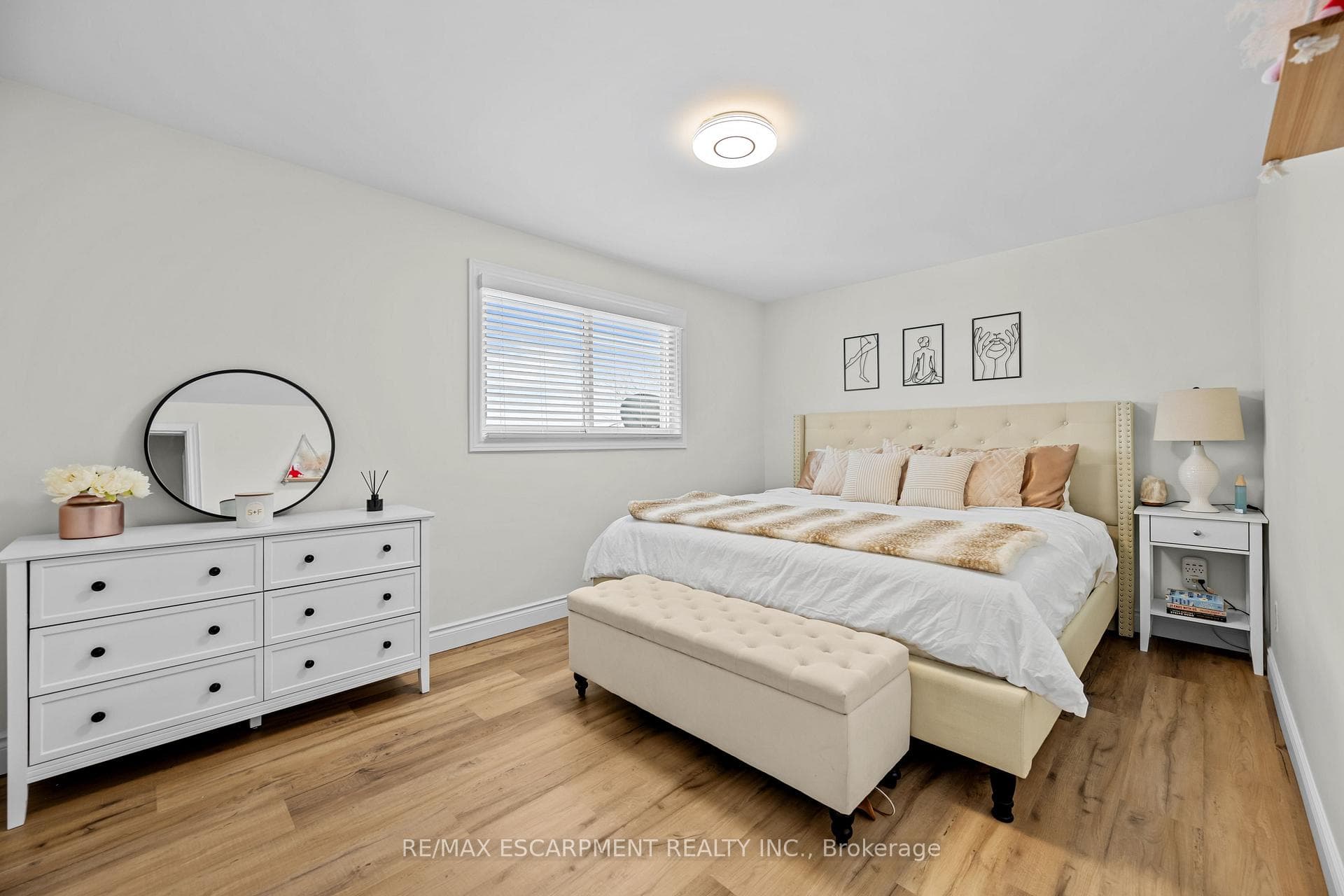6427 Townline Road Unit 1 photo 25