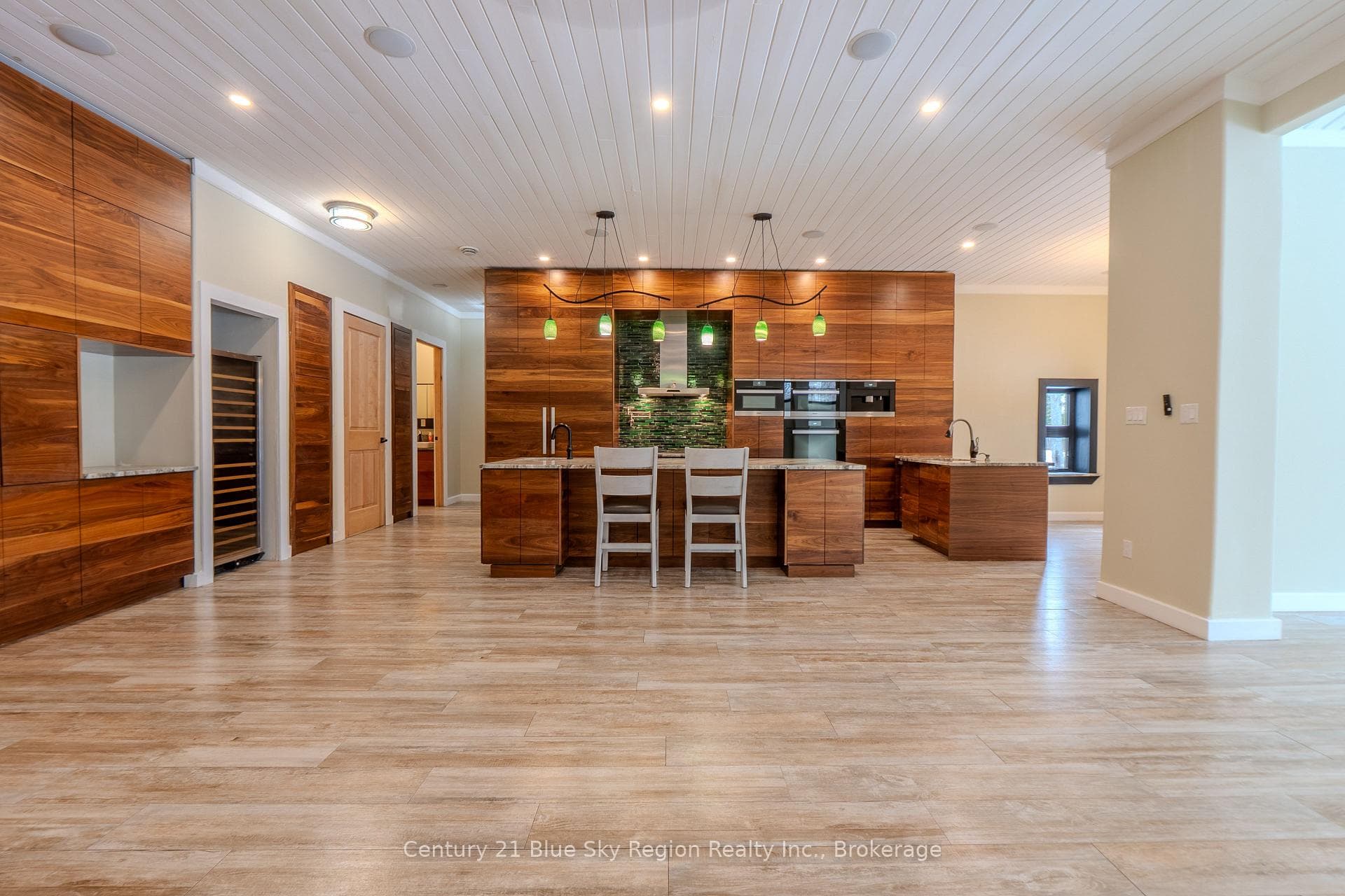 79 Hillcrest Road photo 12