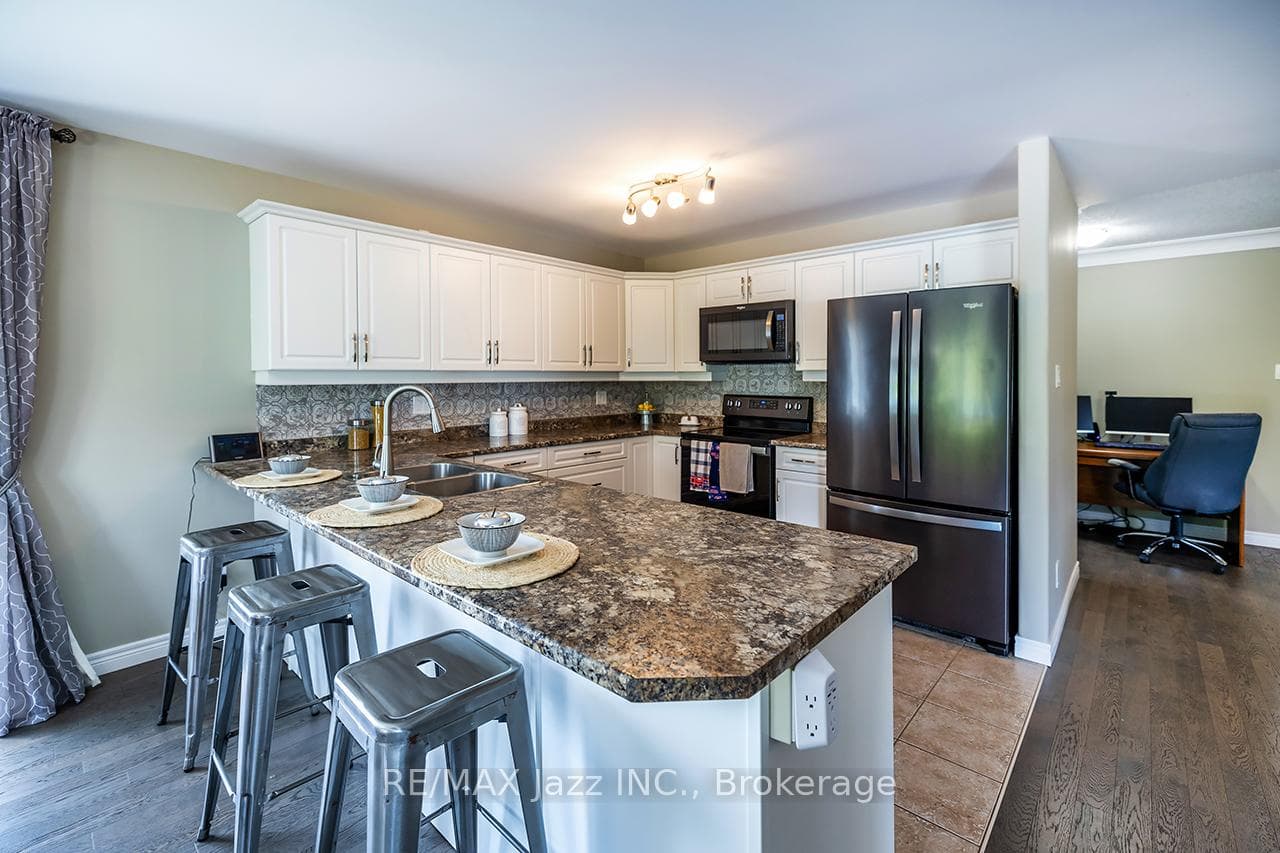 1 MILLPOND Lane photo 12