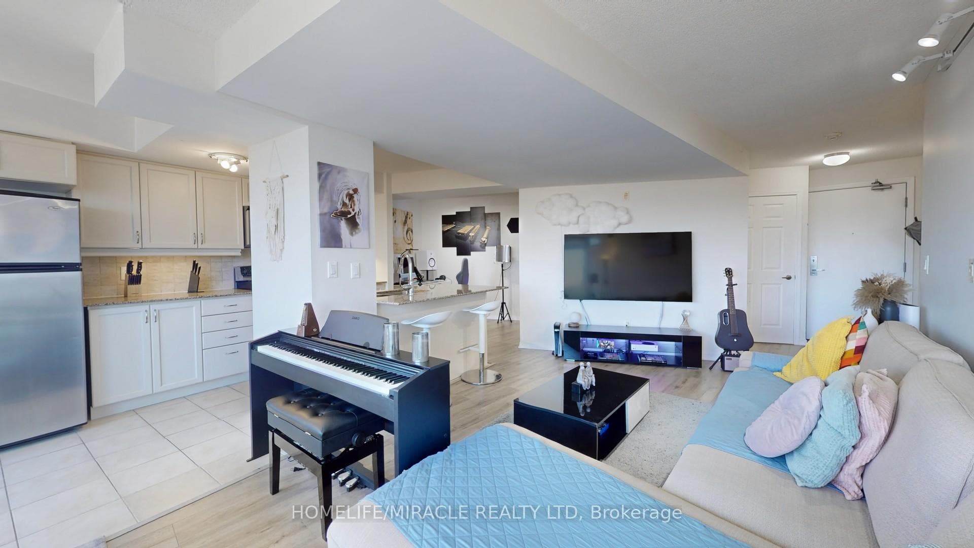 18 Valley Woods Road Unit Ph311 photo 10