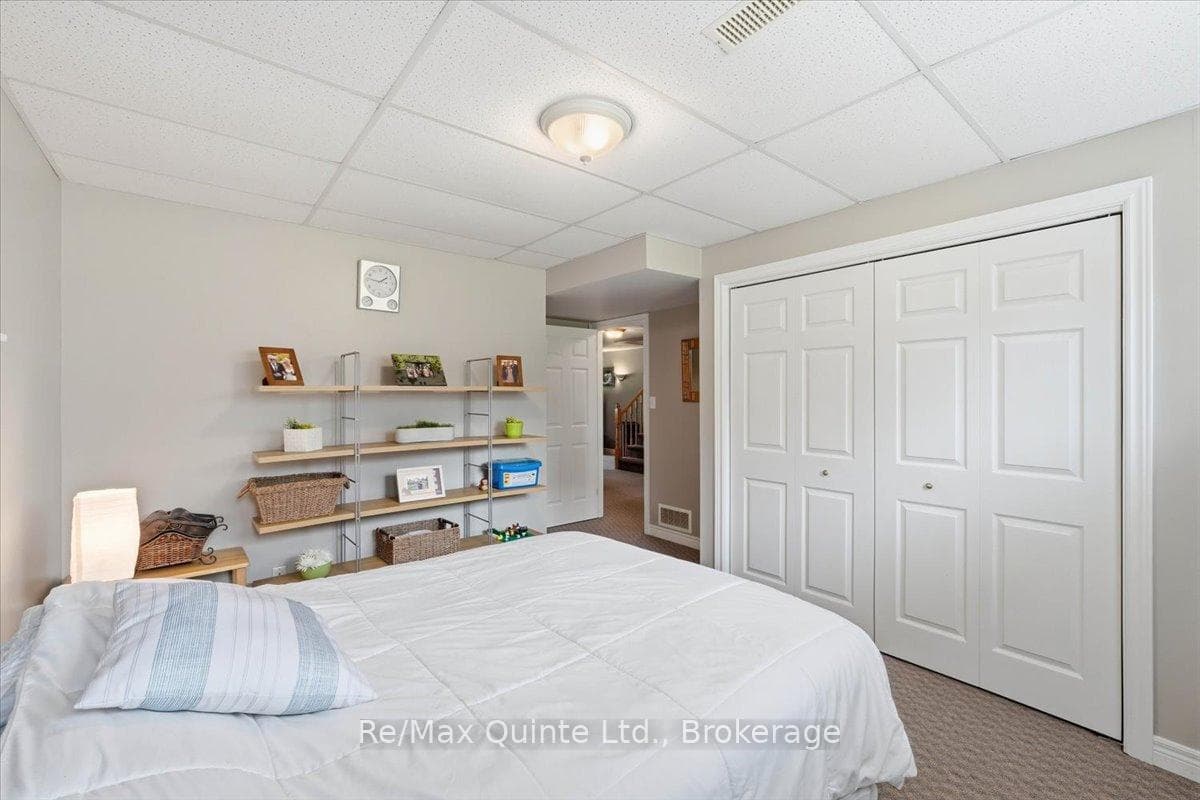 219 Helyer Road photo 21