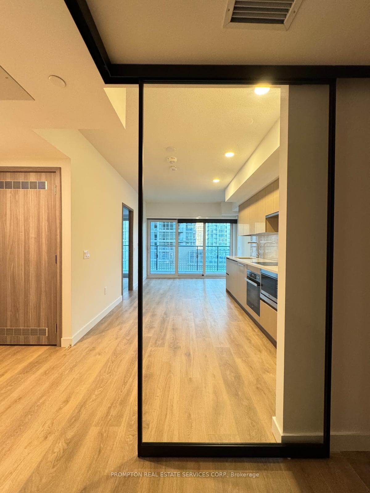 1 Concord Cityplace Way Unit 317 photo 10