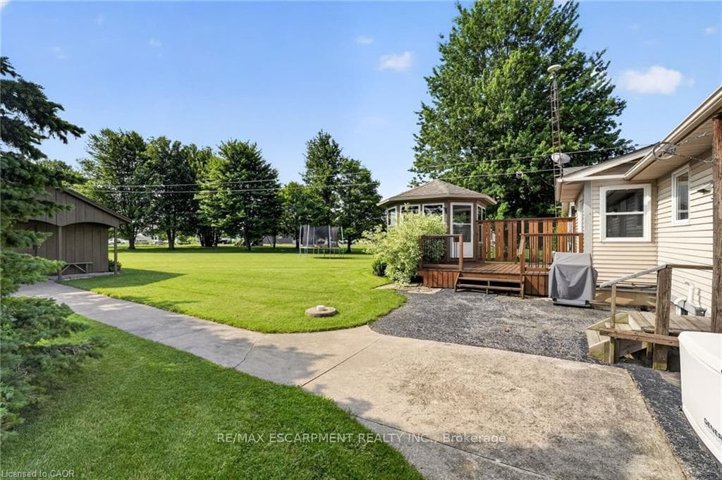 952 Robinson Road photo 38