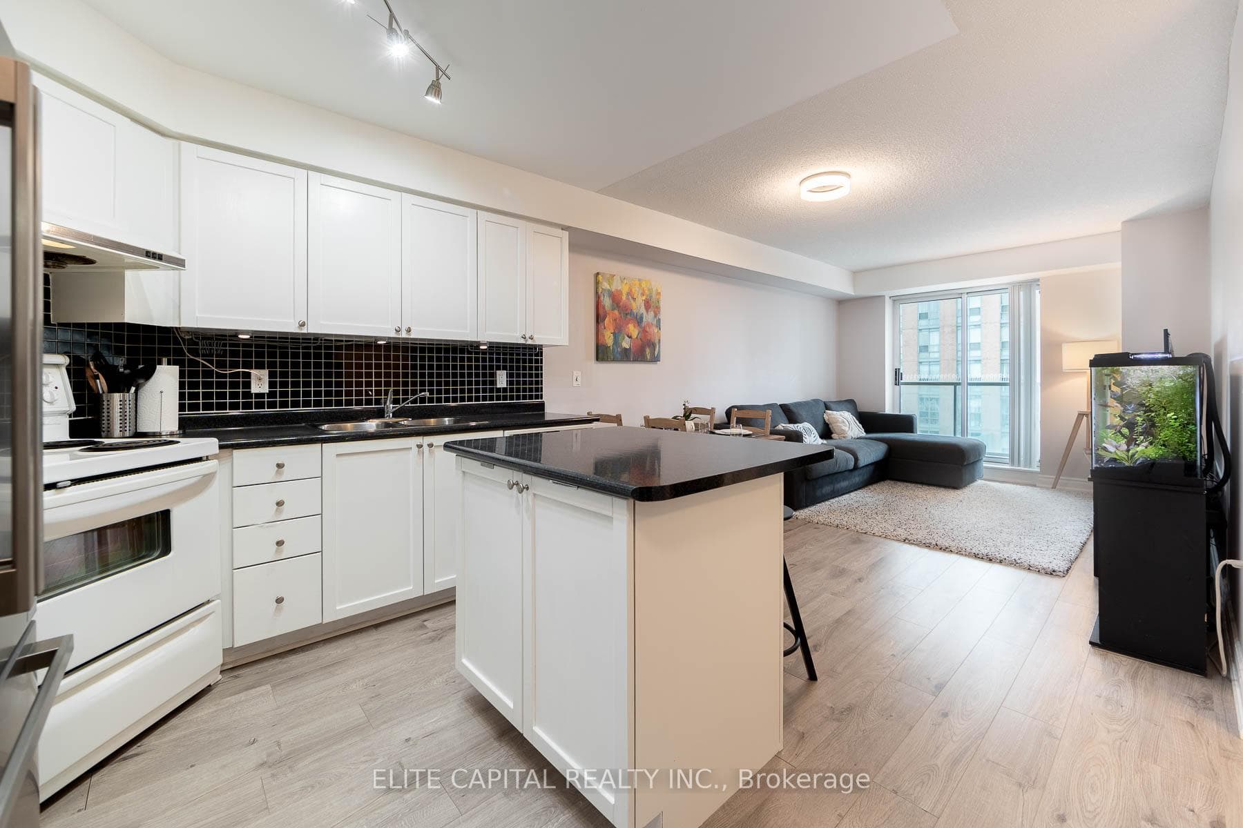 28 Olive Street Unit 708 photo 5